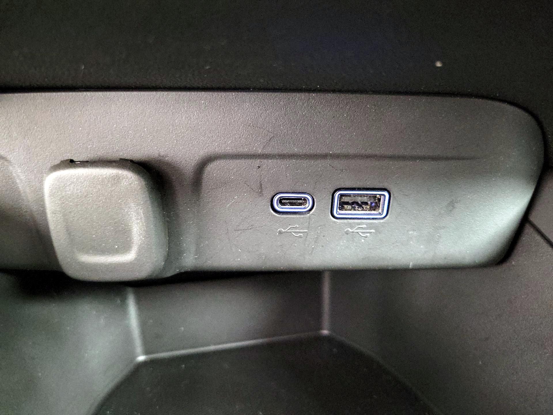 Thumbnail: 2024 Chevrolet Trax - 18