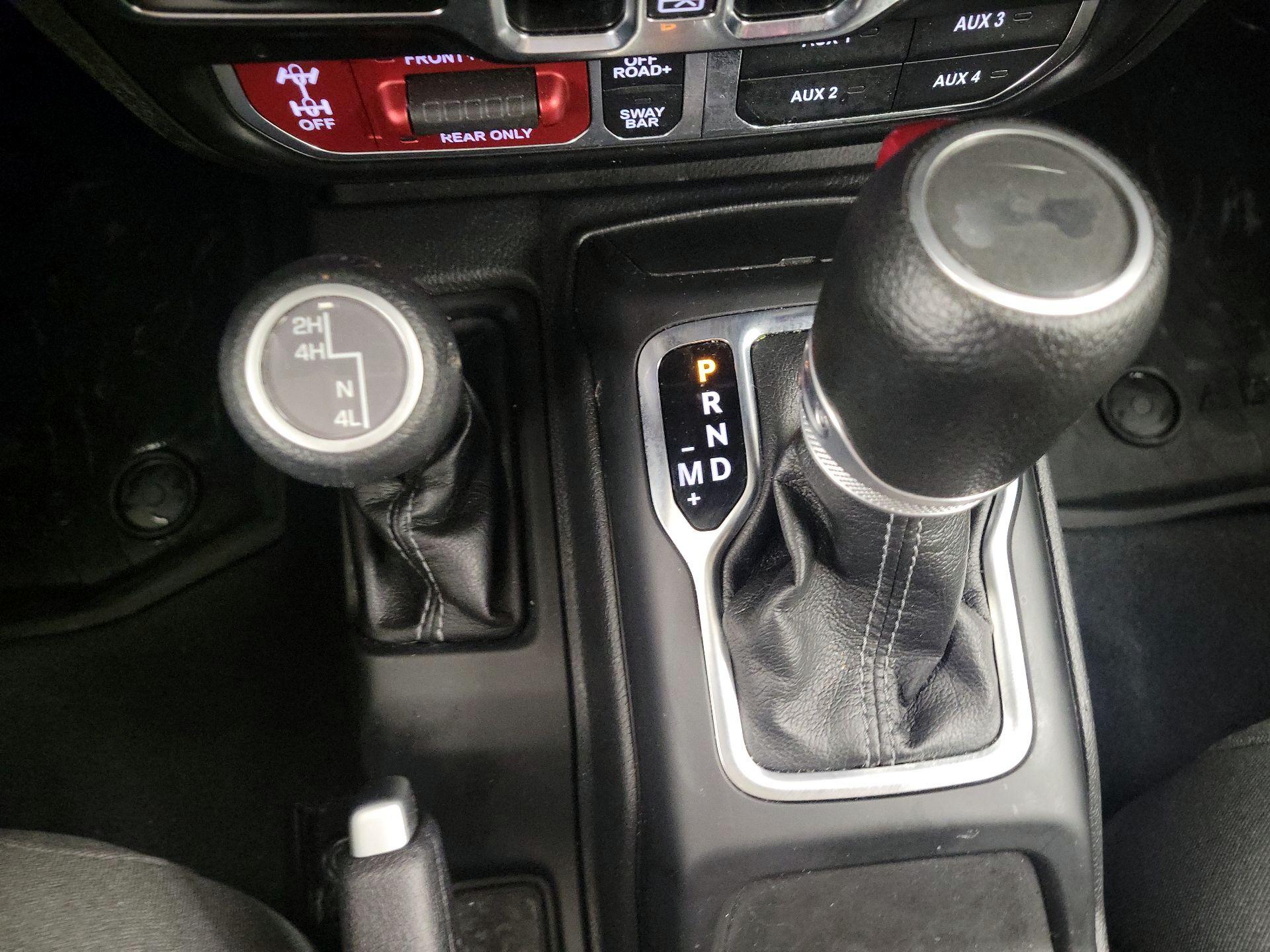 Thumbnail: 2024 Jeep Wrangler - 17