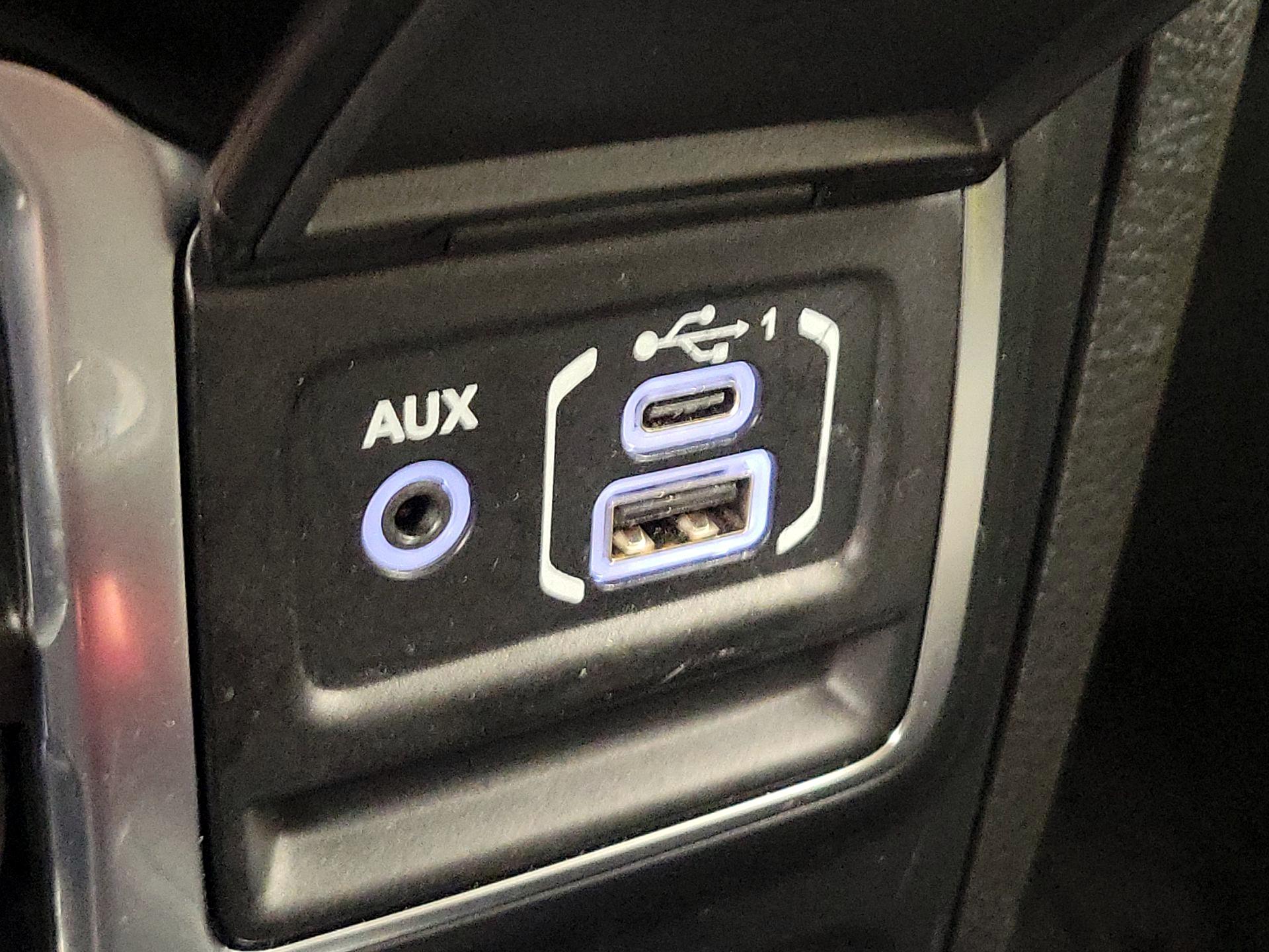 Thumbnail: 2024 Jeep Wrangler - 18