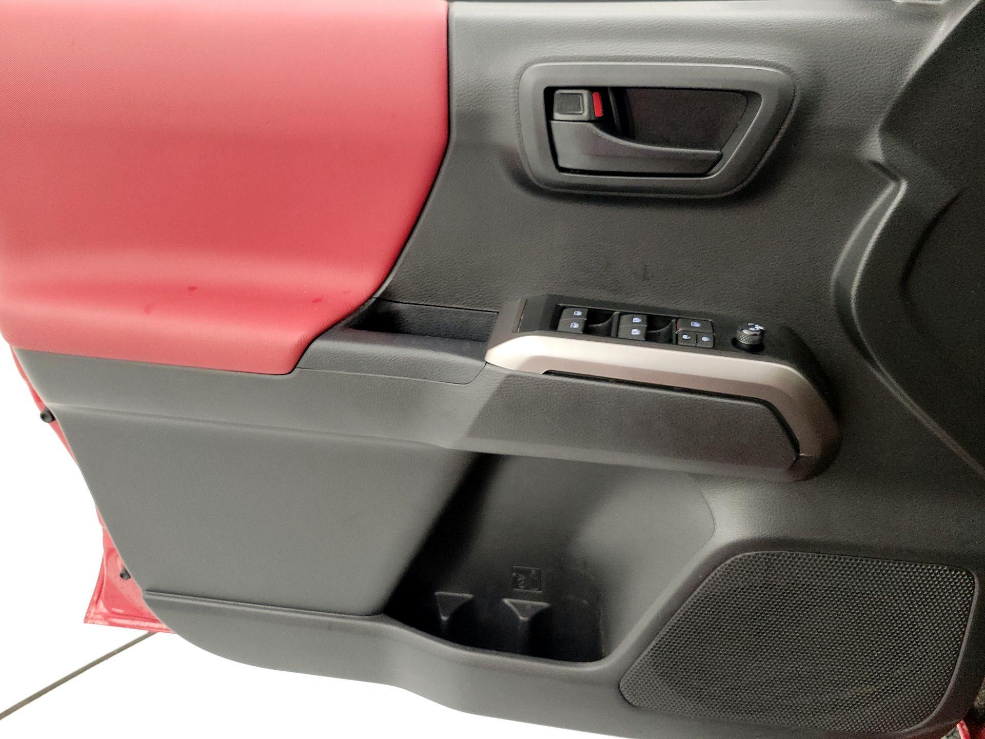 Thumbnail: 2023 Toyota Tacoma - 12