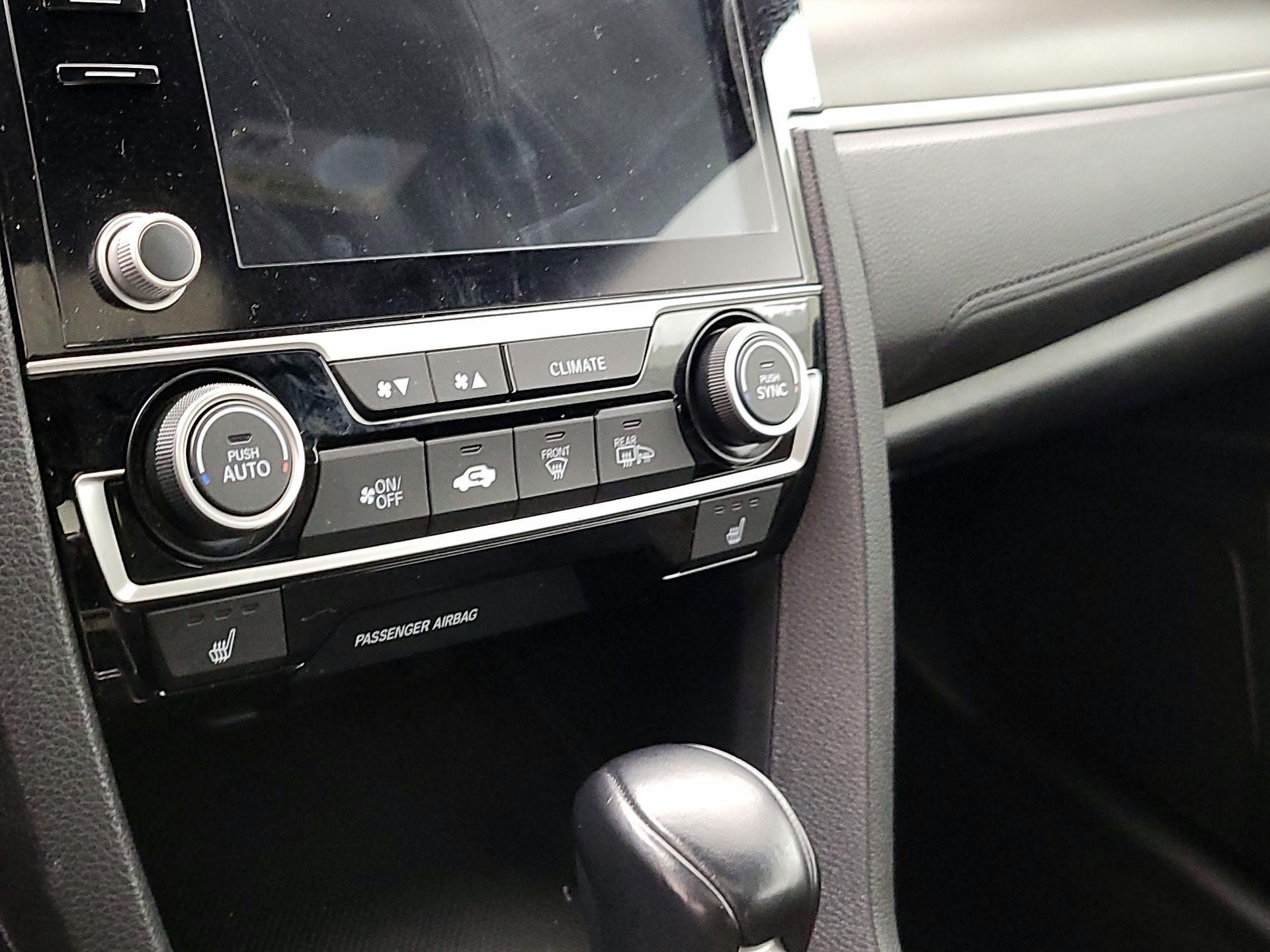 Thumbnail: 2019 Honda Civic - 16