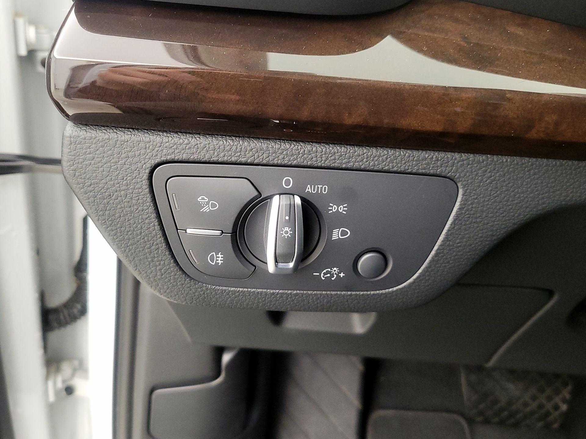 Thumbnail: 2019 Audi Q5 - 13