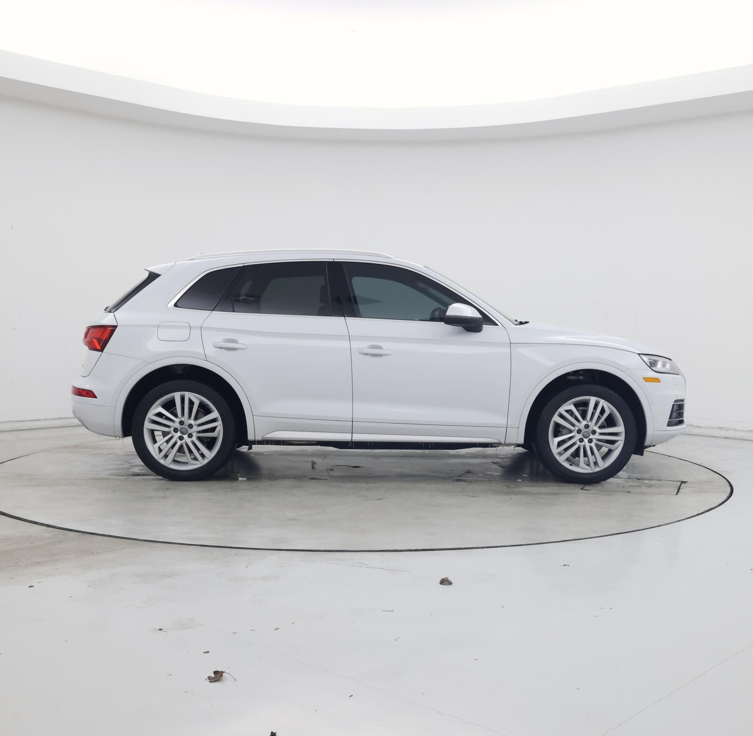 Thumbnail: 2019 Audi Q5 - 7