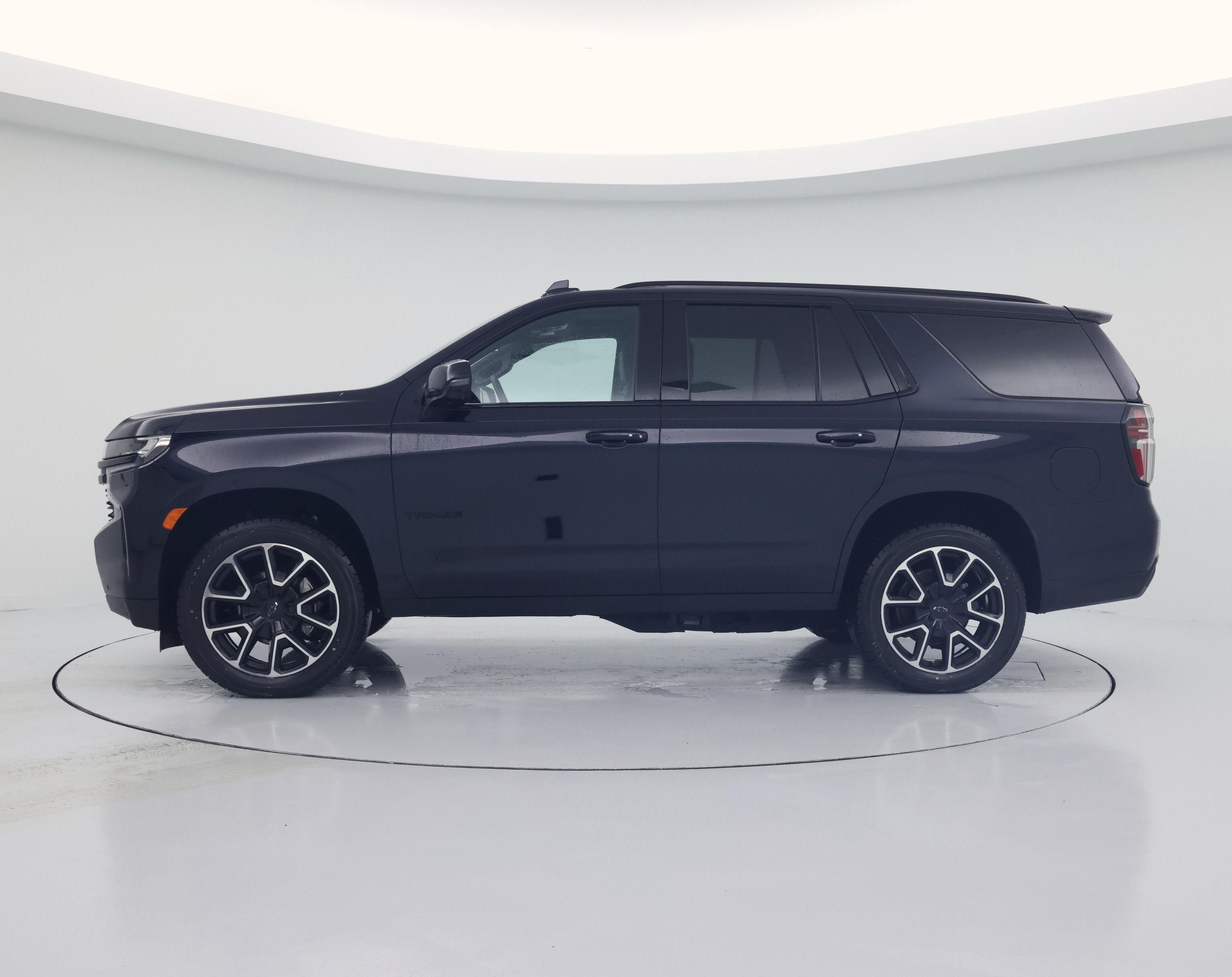 Thumbnail: 2023 Chevrolet Tahoe - 3