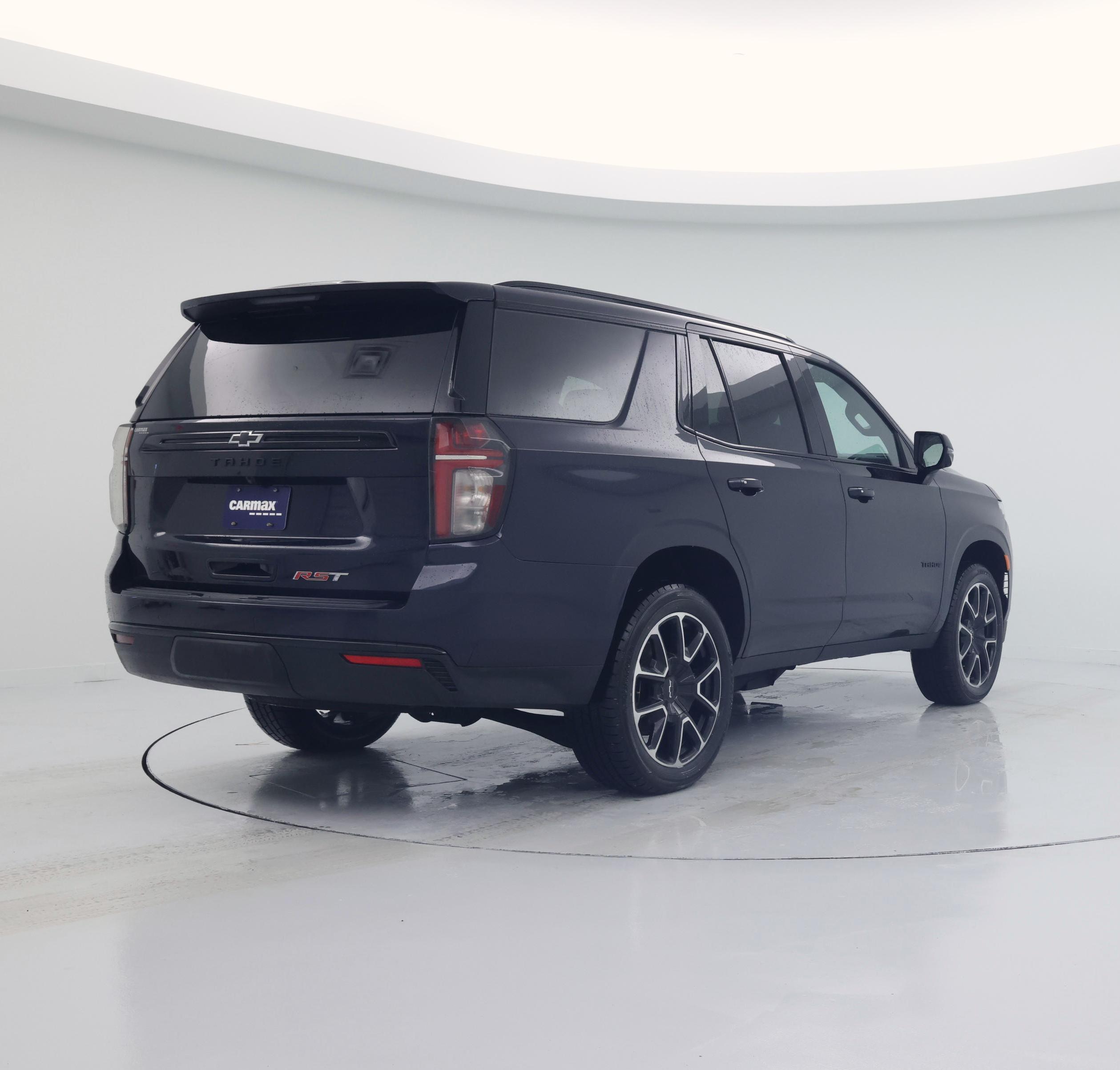 Thumbnail: 2023 Chevrolet Tahoe - 8