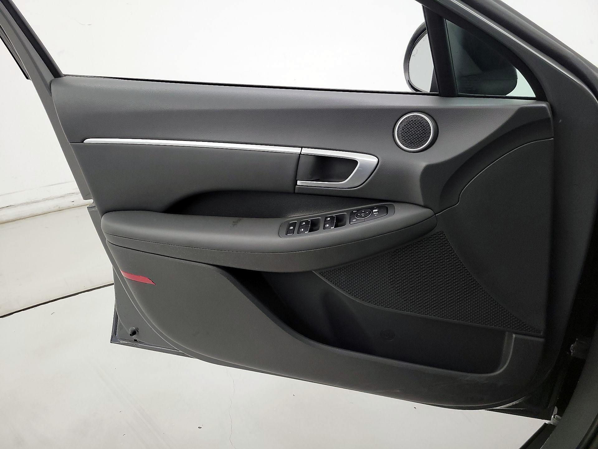 Thumbnail: 2021 Hyundai Sonata - 12