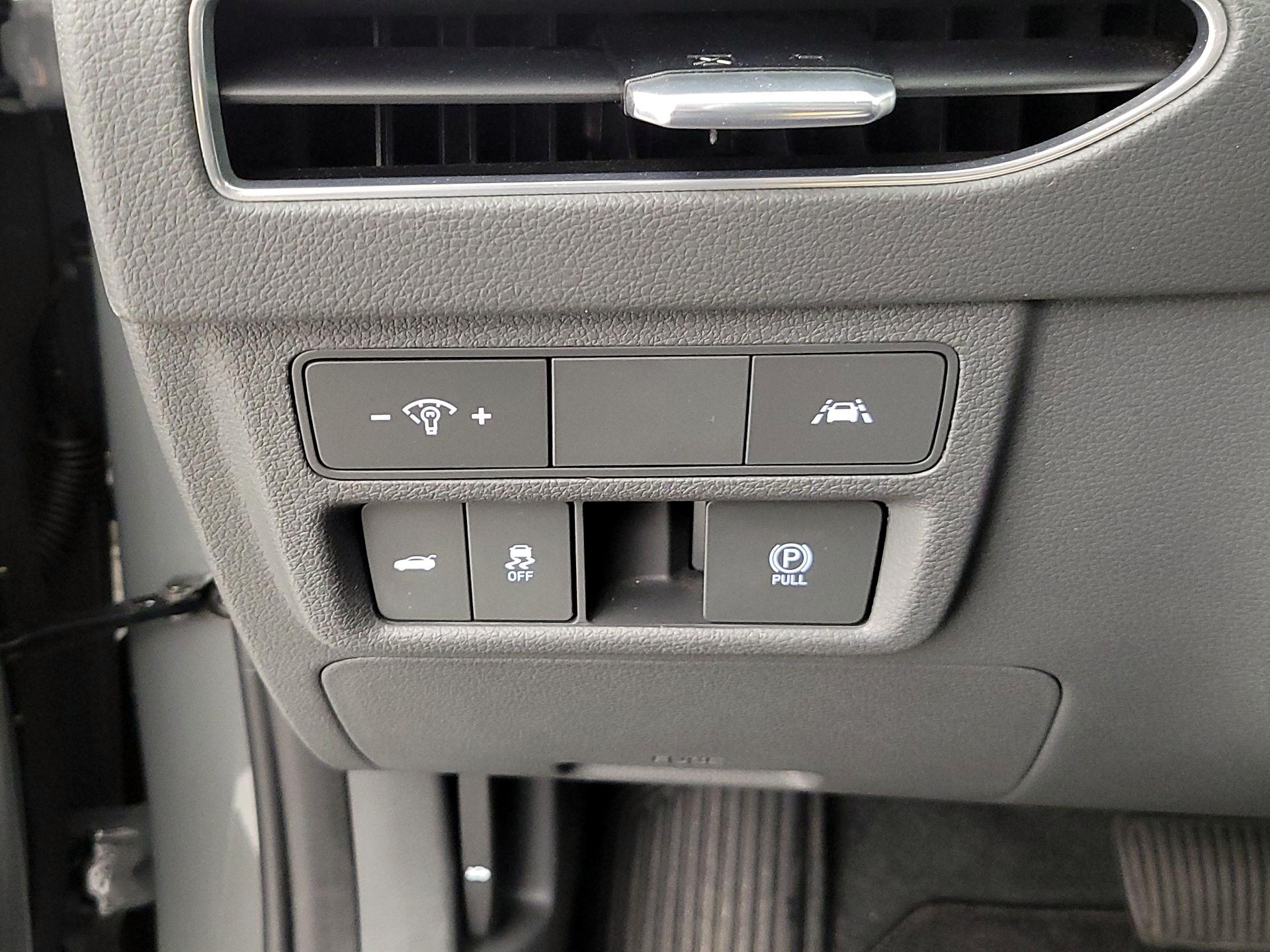 Thumbnail: 2021 Hyundai Sonata - 13