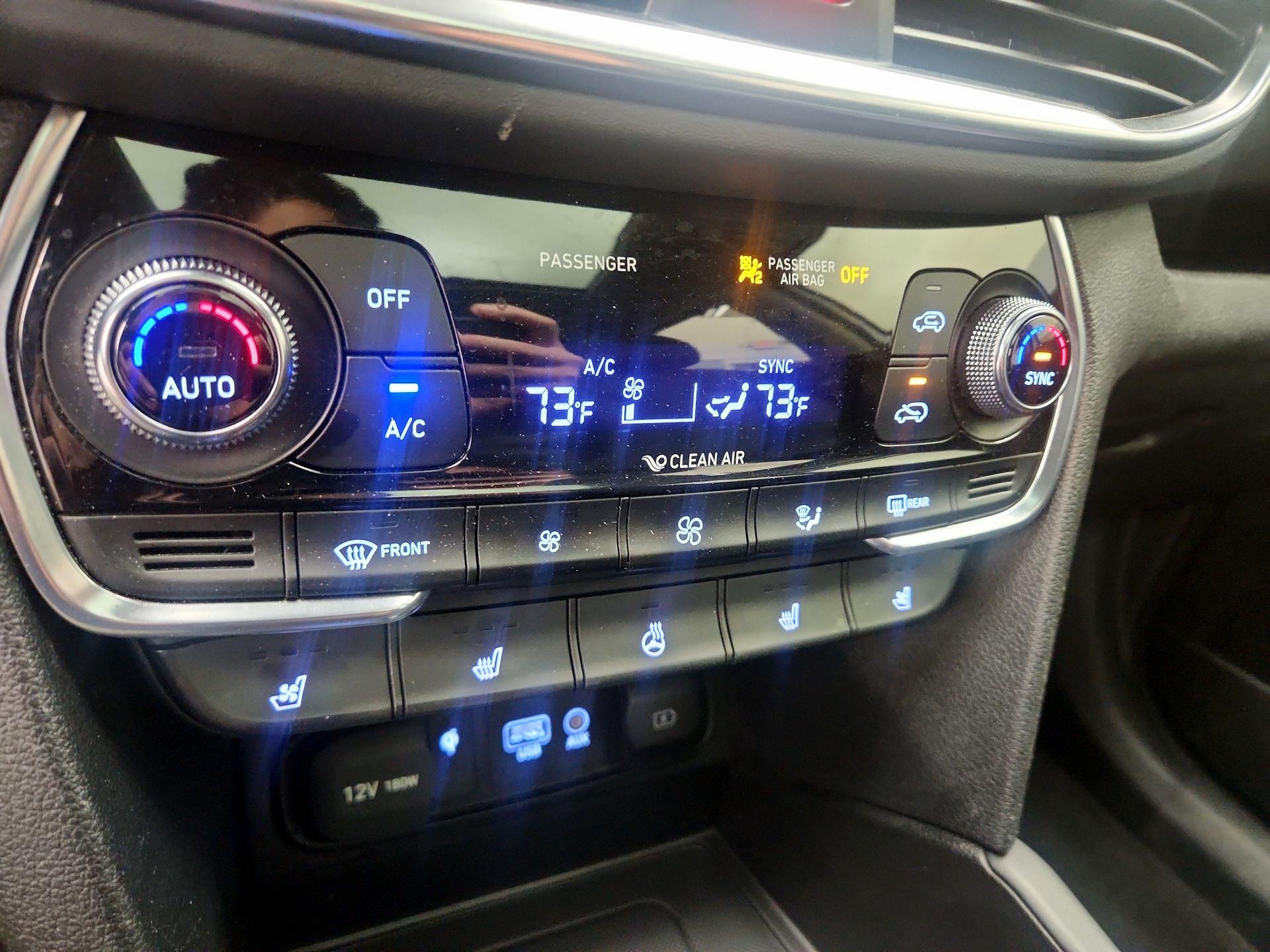 Thumbnail: 2020 Hyundai Santa Fe - 17