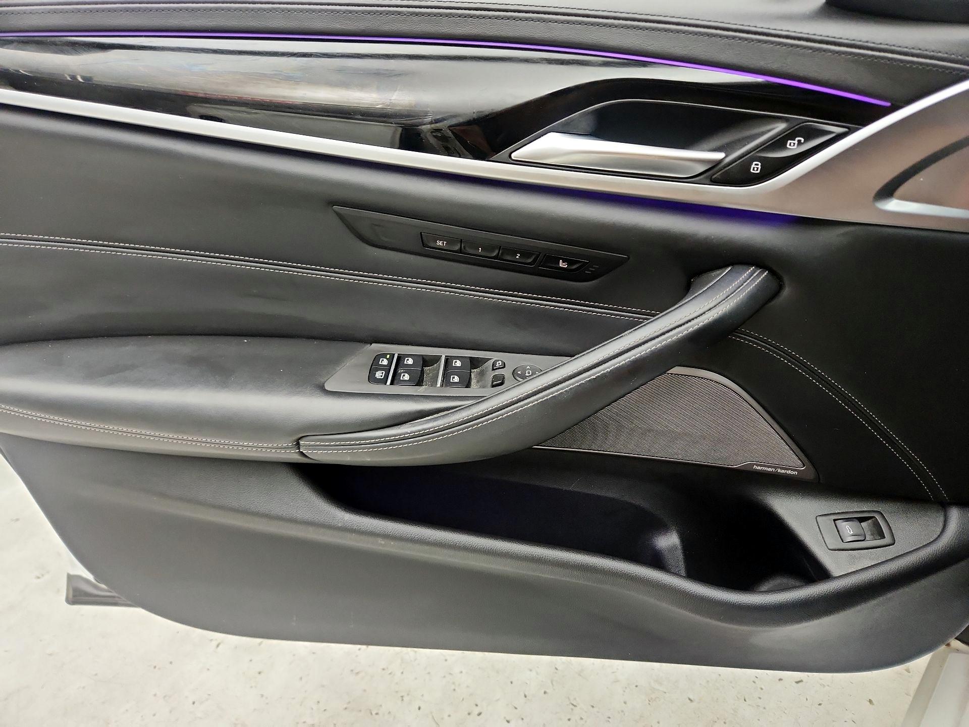 Thumbnail: 2020 BMW 5 Series - 12