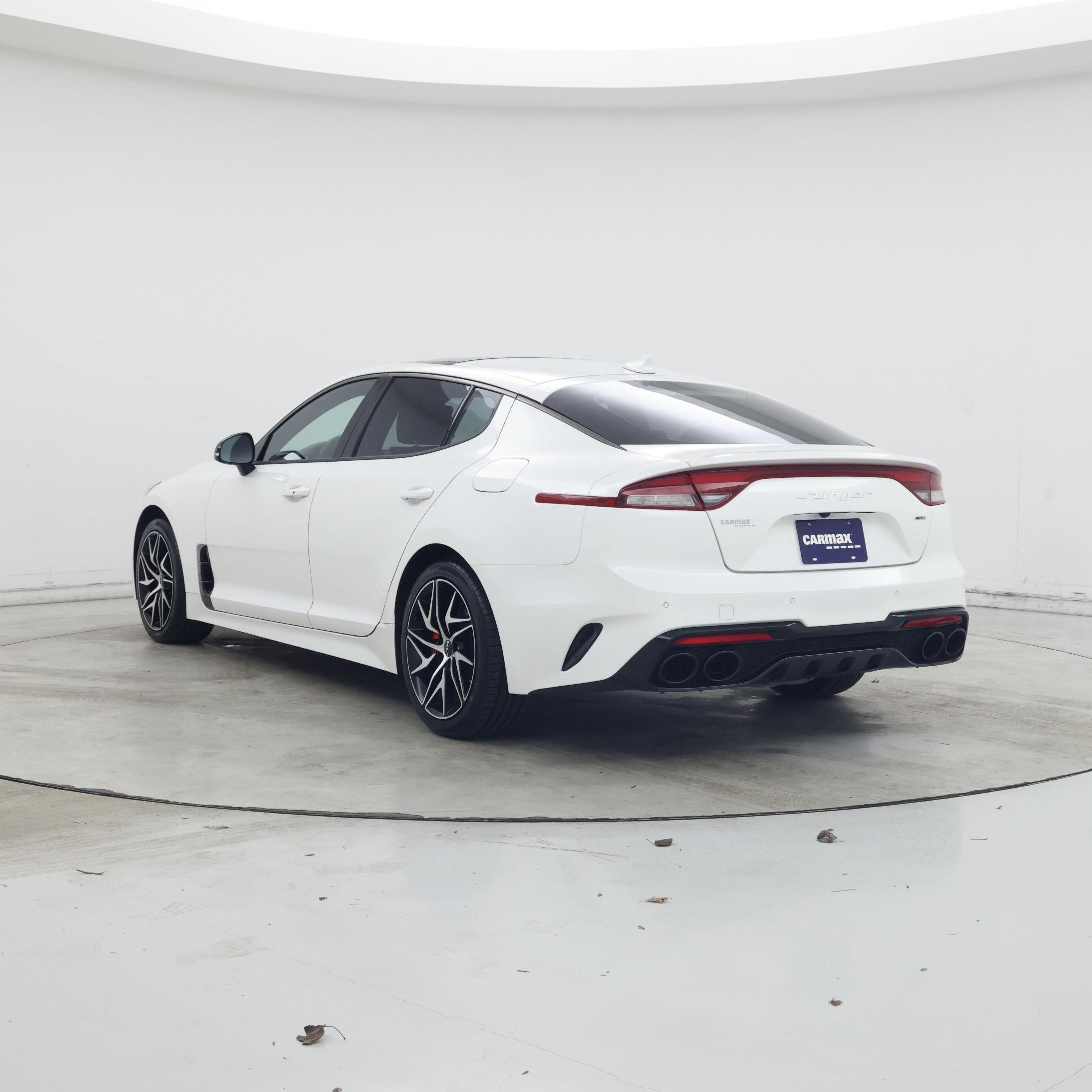 Thumbnail: 2023 Kia Stinger - 2