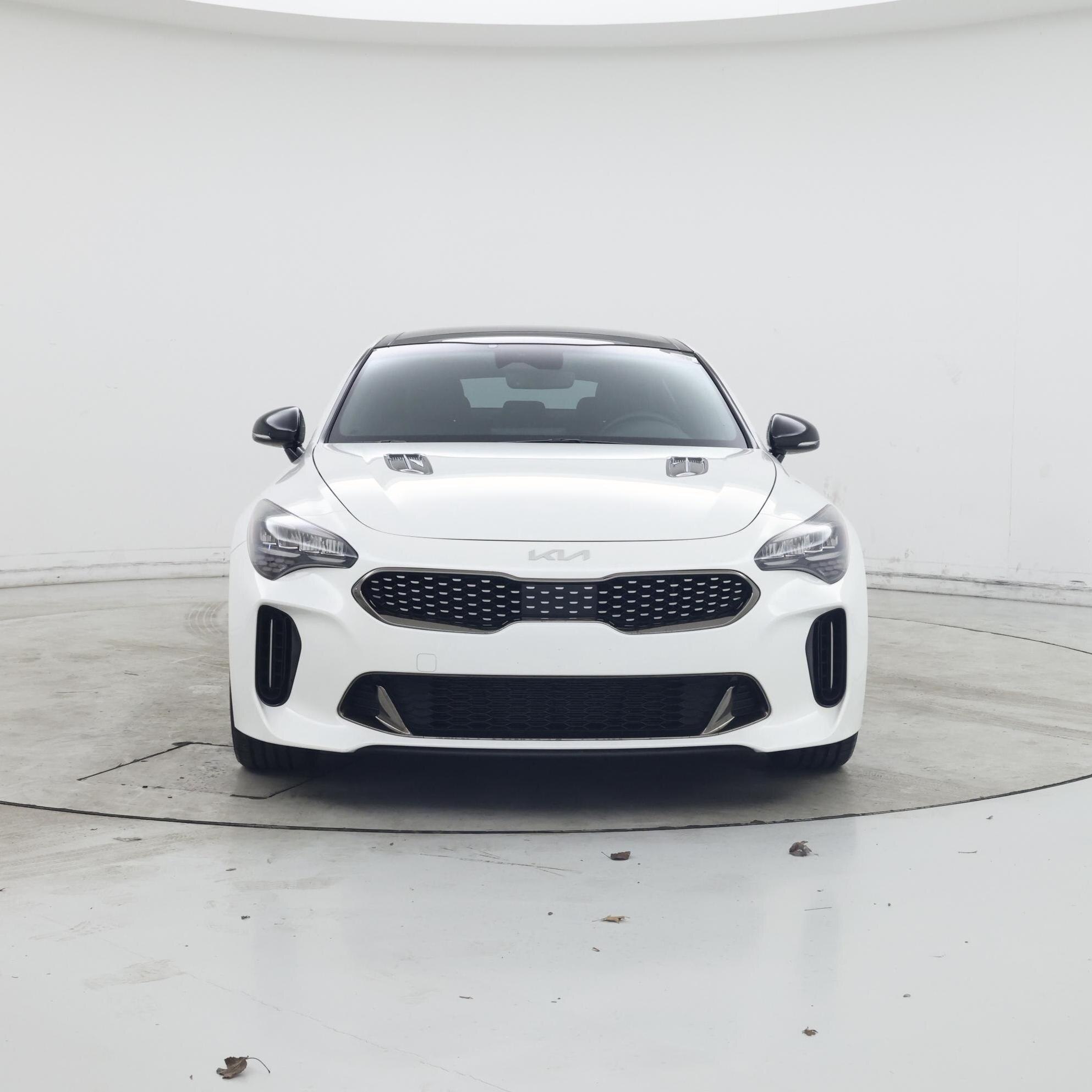Thumbnail: 2023 Kia Stinger - 5