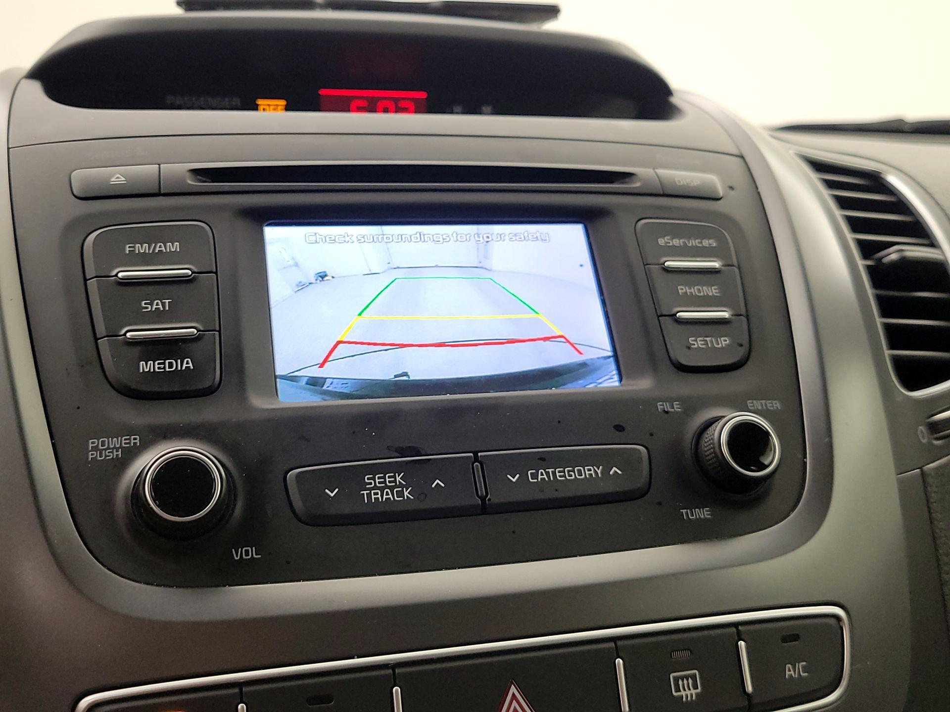 Thumbnail: 2015 Kia Sorento - 14