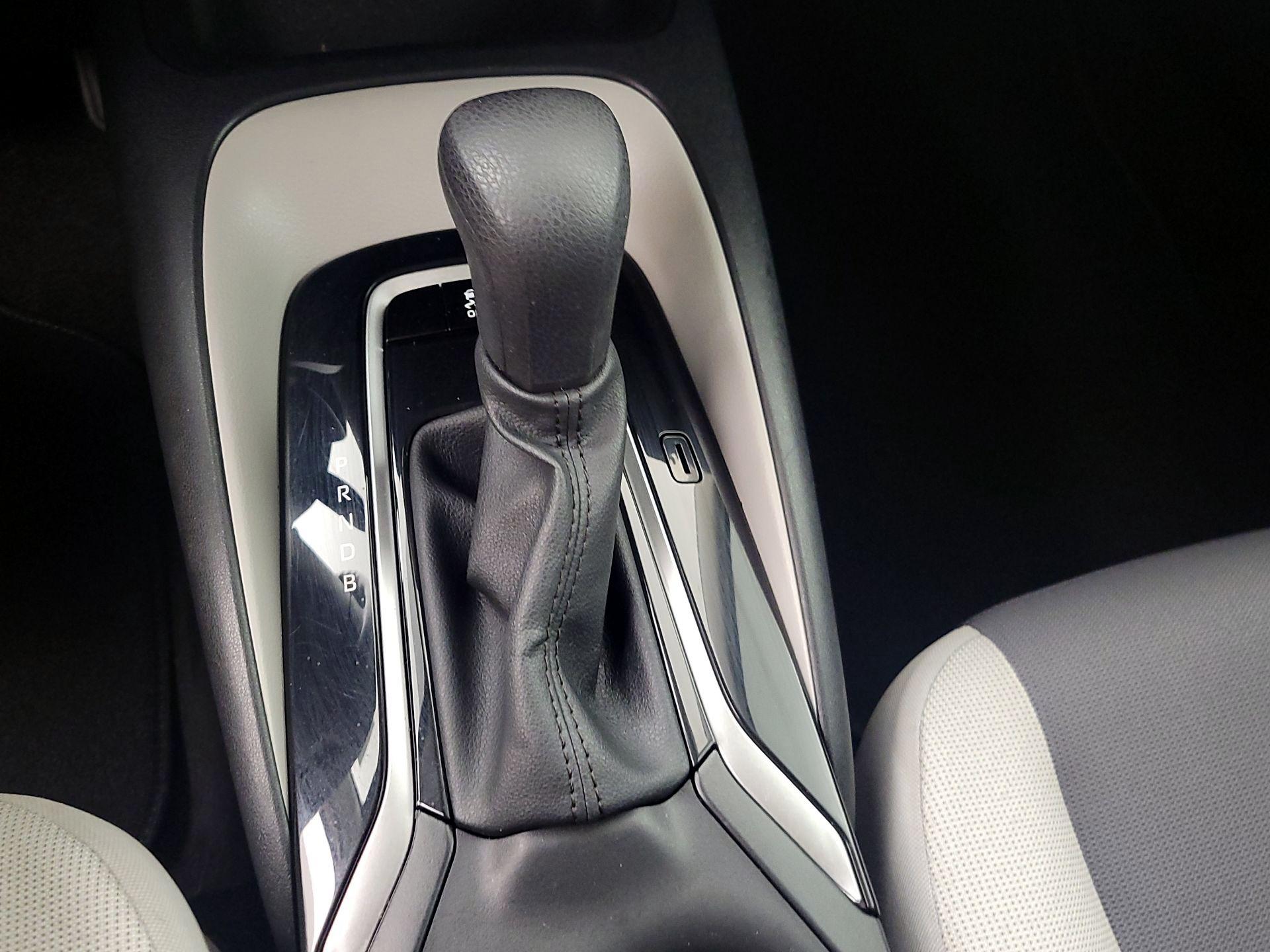 Thumbnail: 2023 Toyota Corolla - 17