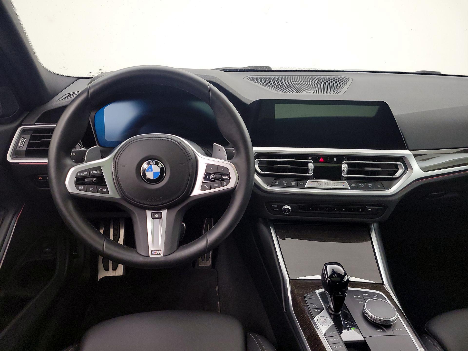 Thumbnail: 2022 BMW 3 Series - 10