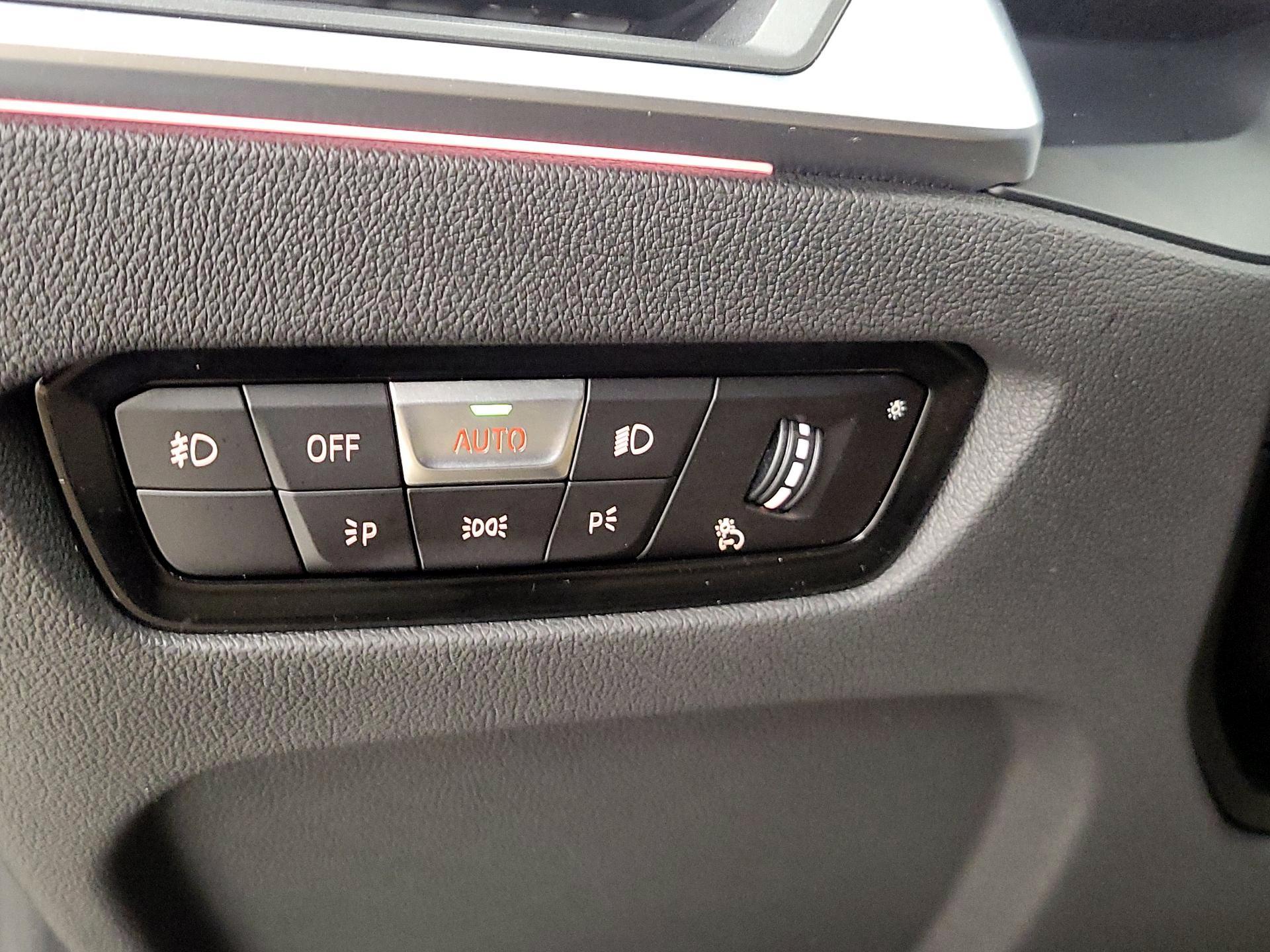 Thumbnail: 2022 BMW 3 Series - 13