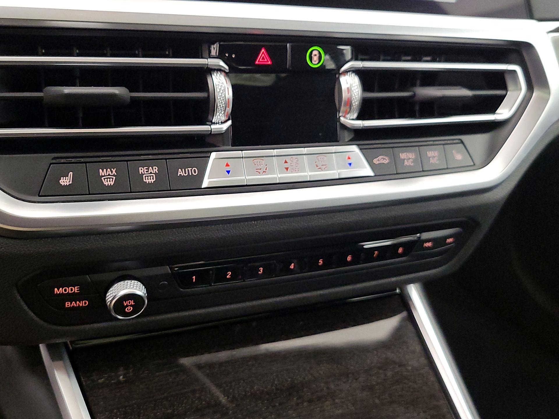 Thumbnail: 2022 BMW 3 Series - 17