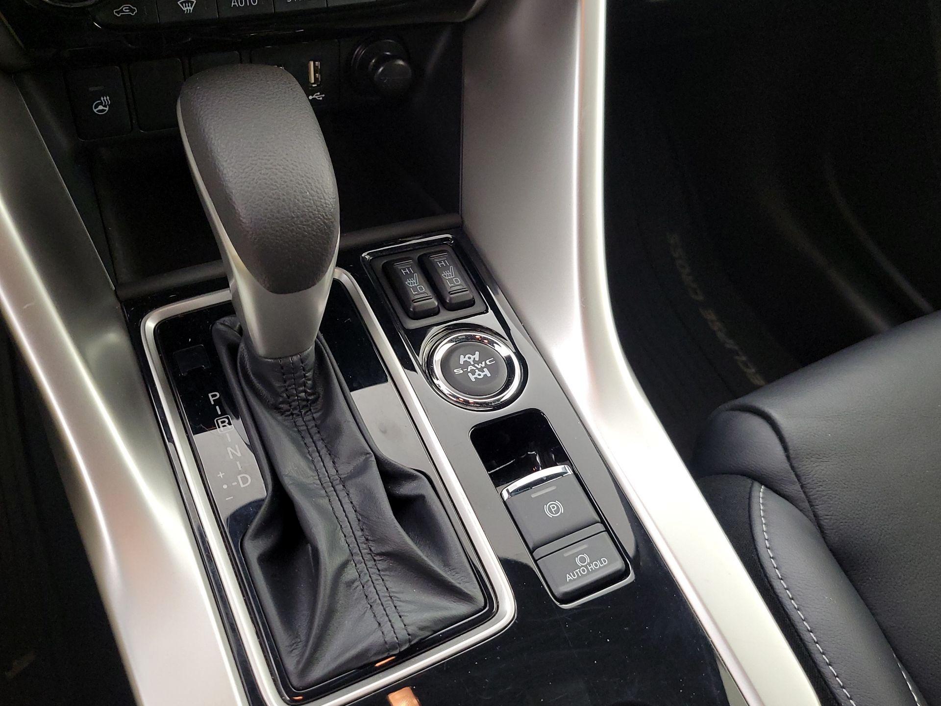 Thumbnail: 2025 Mitsubishi Eclipse Cross - 18