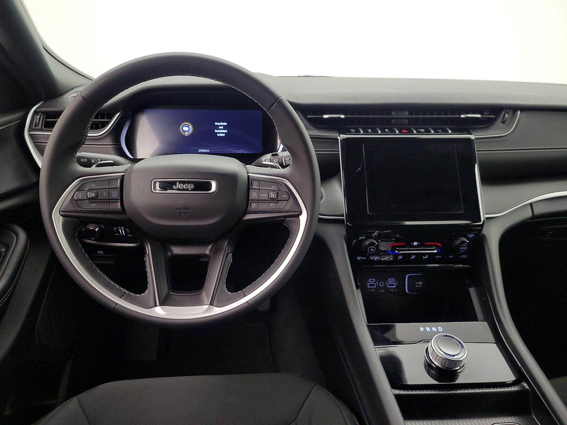 Thumbnail: 2024 Jeep Grand Cherokee - 10