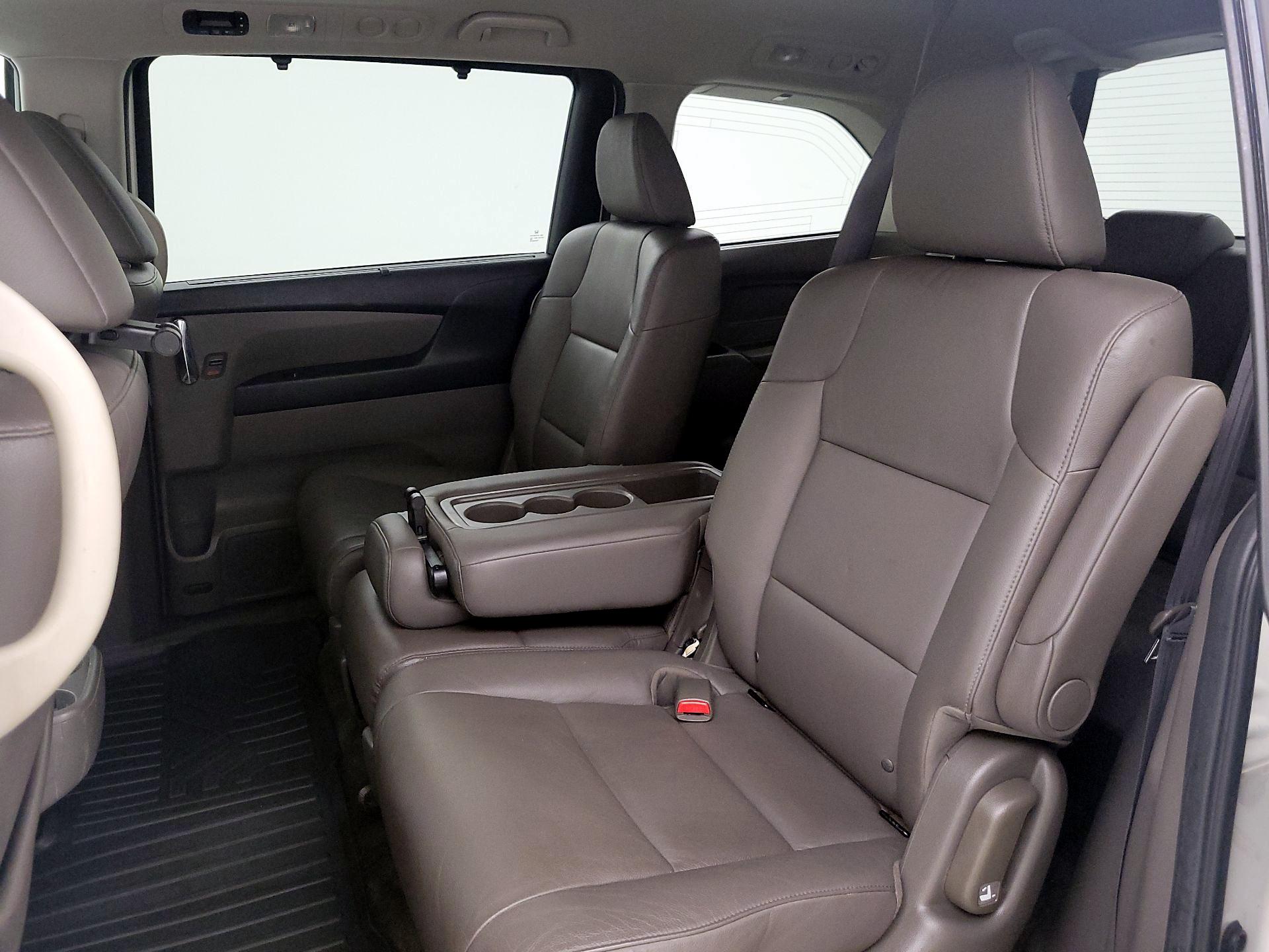 Thumbnail: 2016 Honda Odyssey - 20