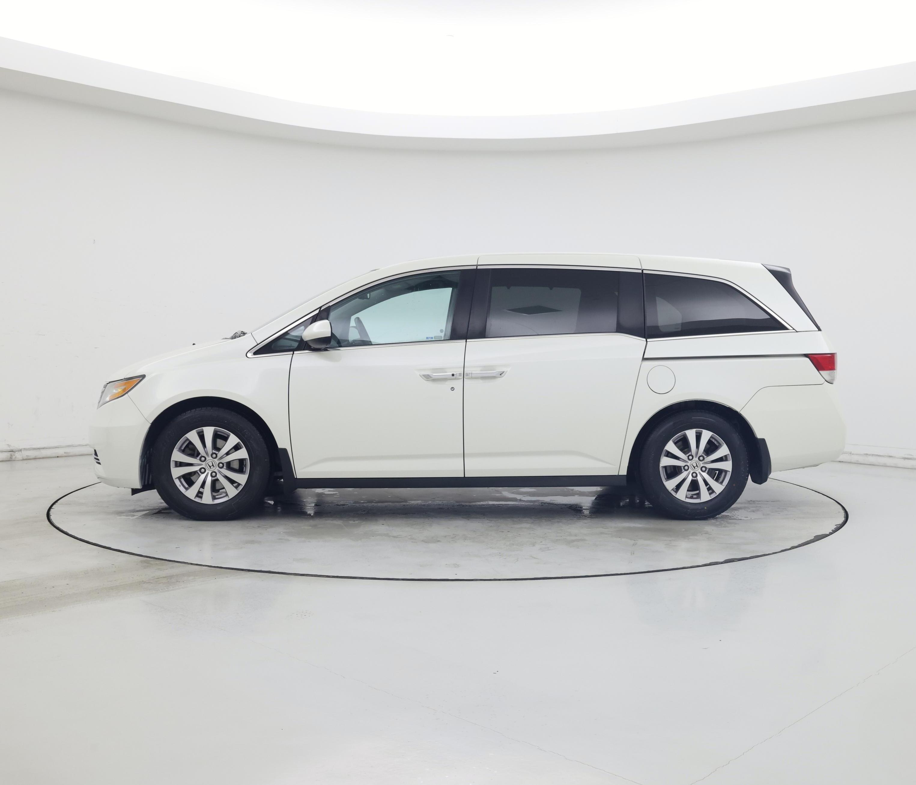 Thumbnail: 2016 Honda Odyssey - 3