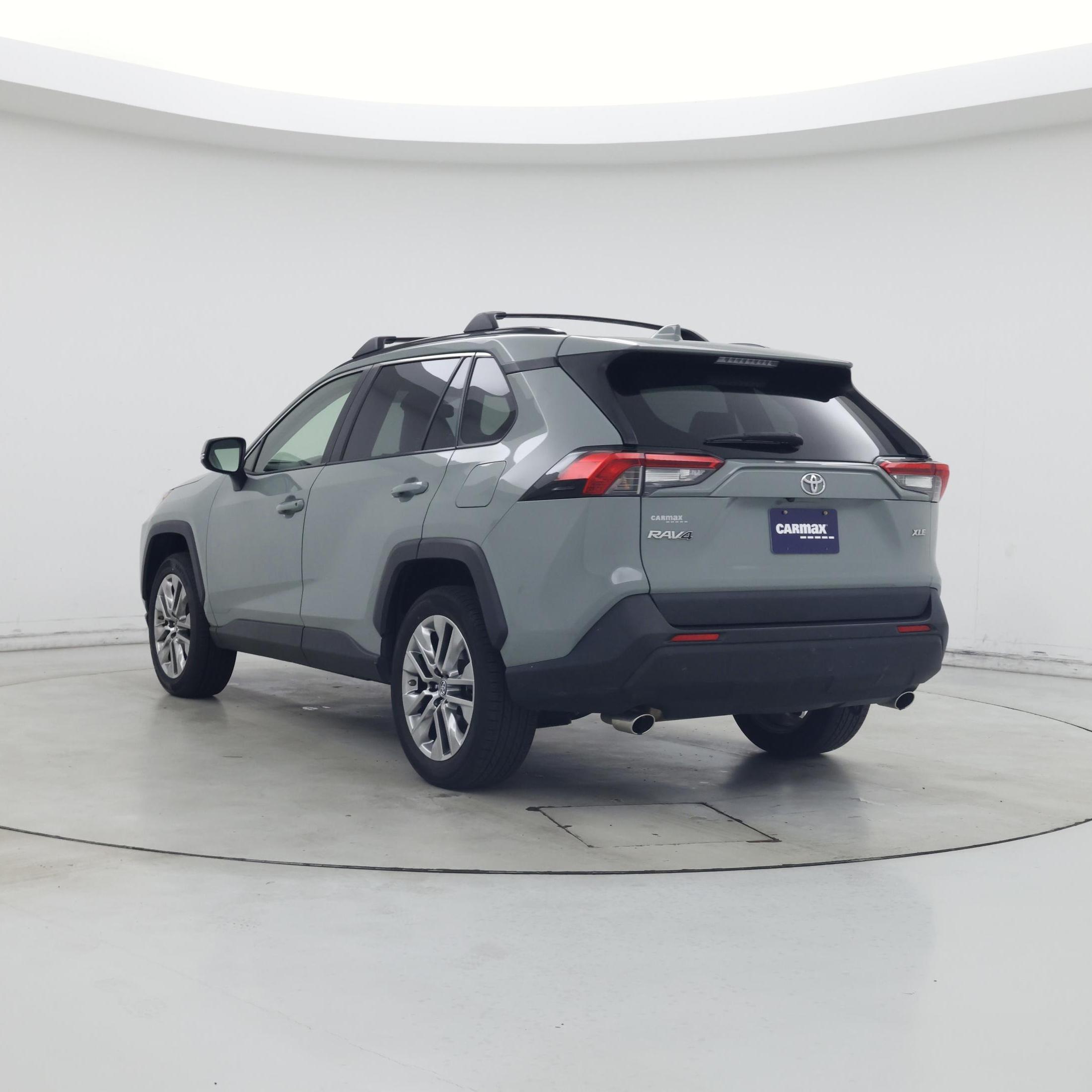 Thumbnail: 2019 Toyota RAV4 - 2