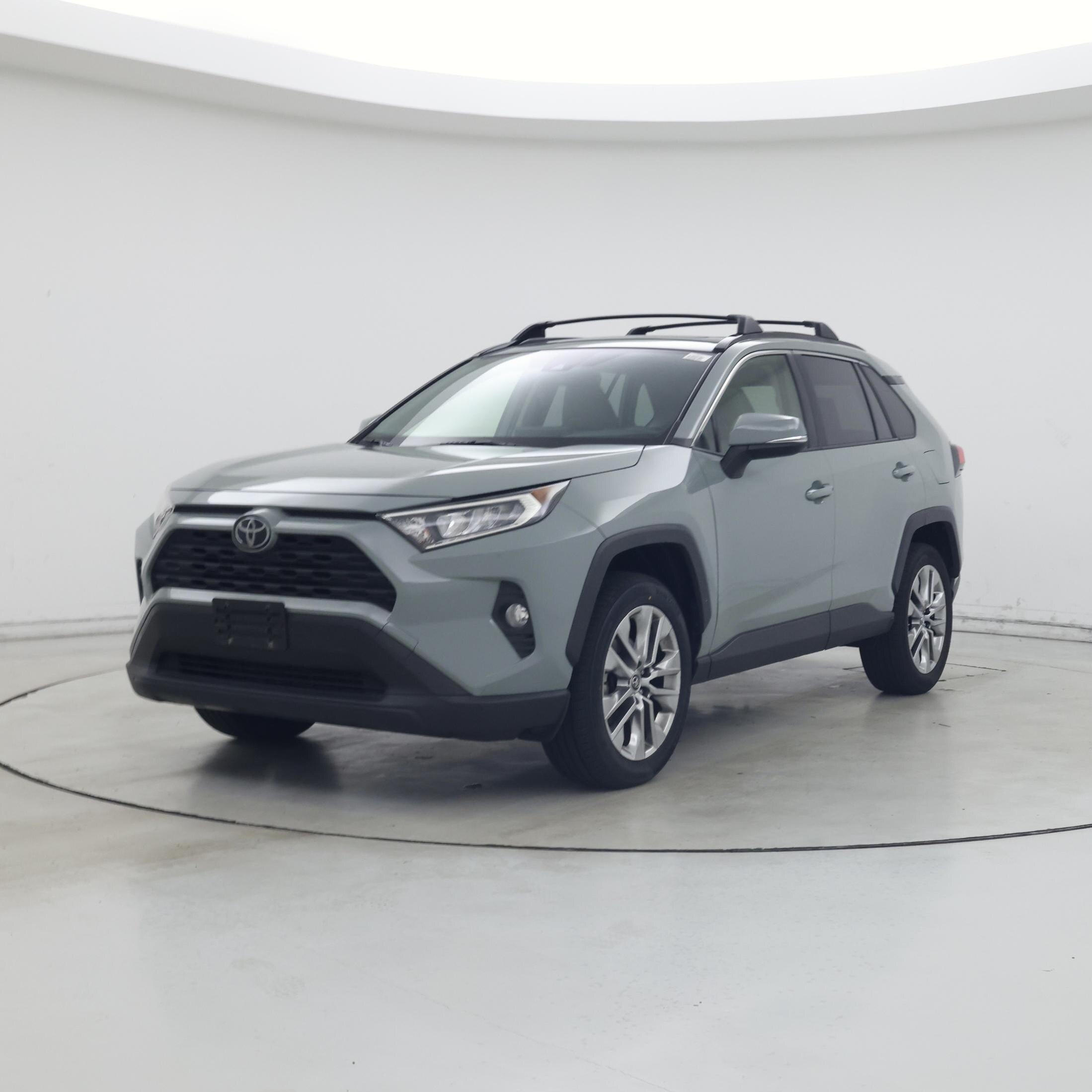 Thumbnail: 2019 Toyota RAV4 - 4