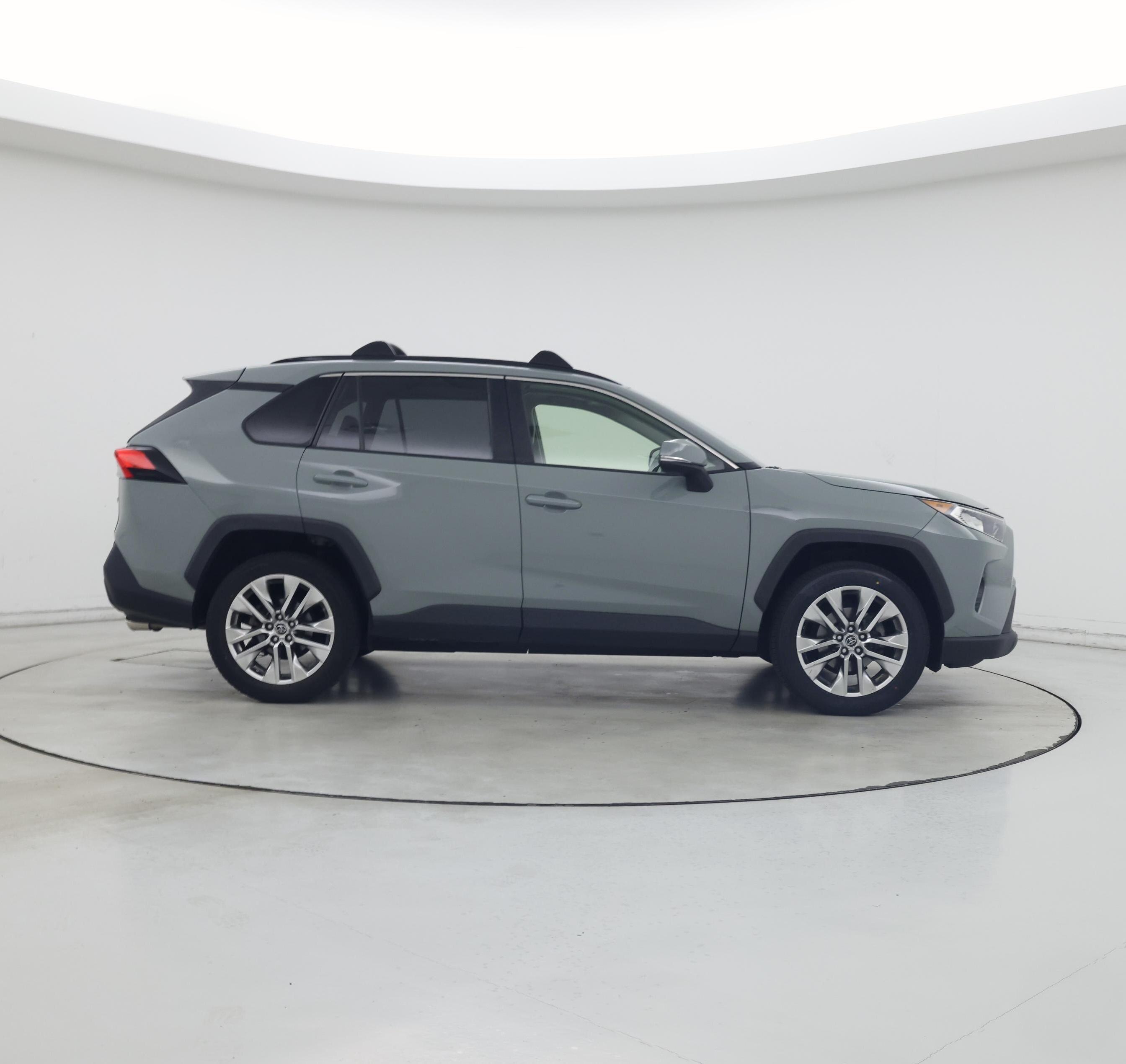 Thumbnail: 2019 Toyota RAV4 - 7
