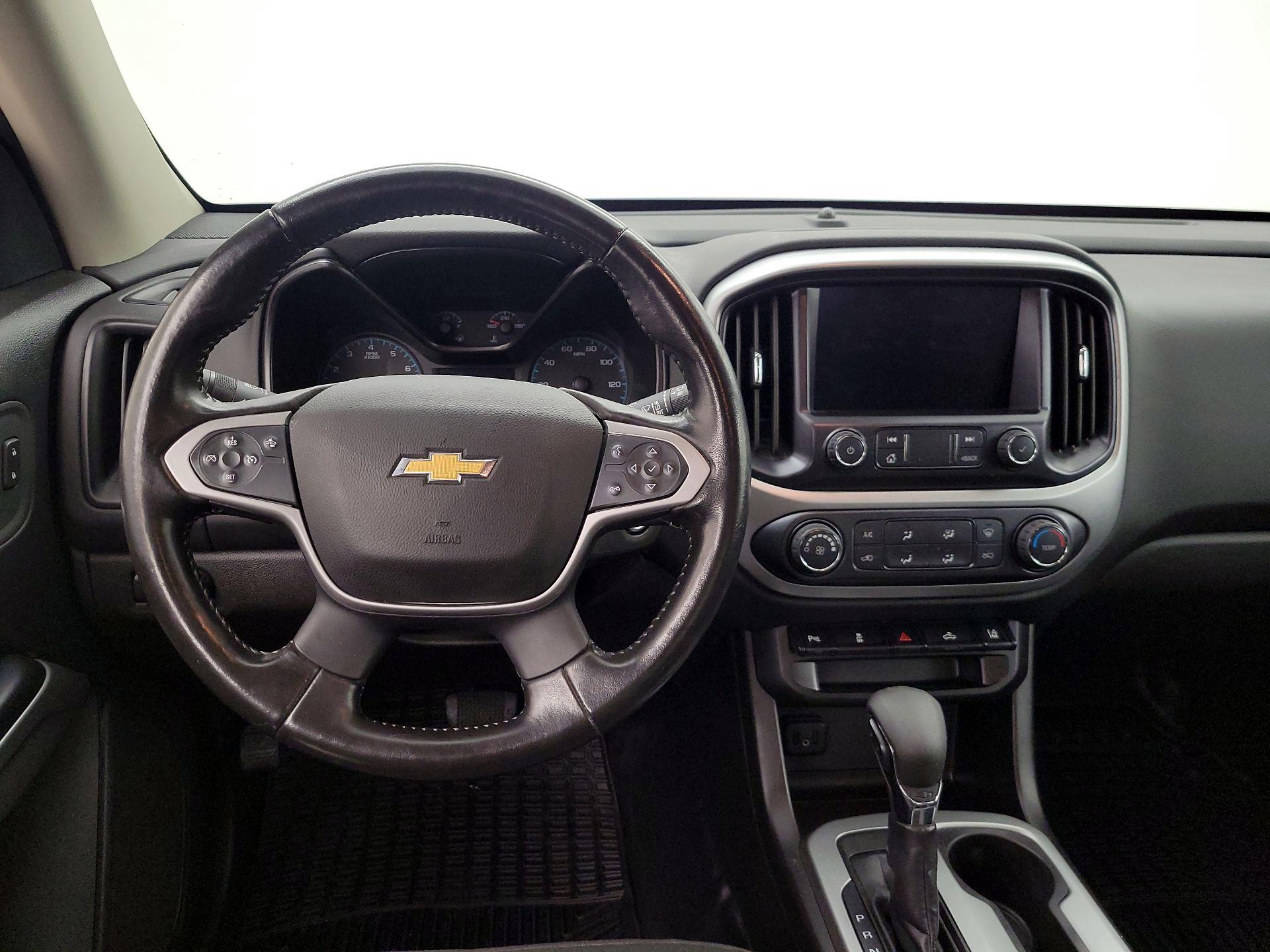 Thumbnail: 2022 Chevrolet Colorado - 10