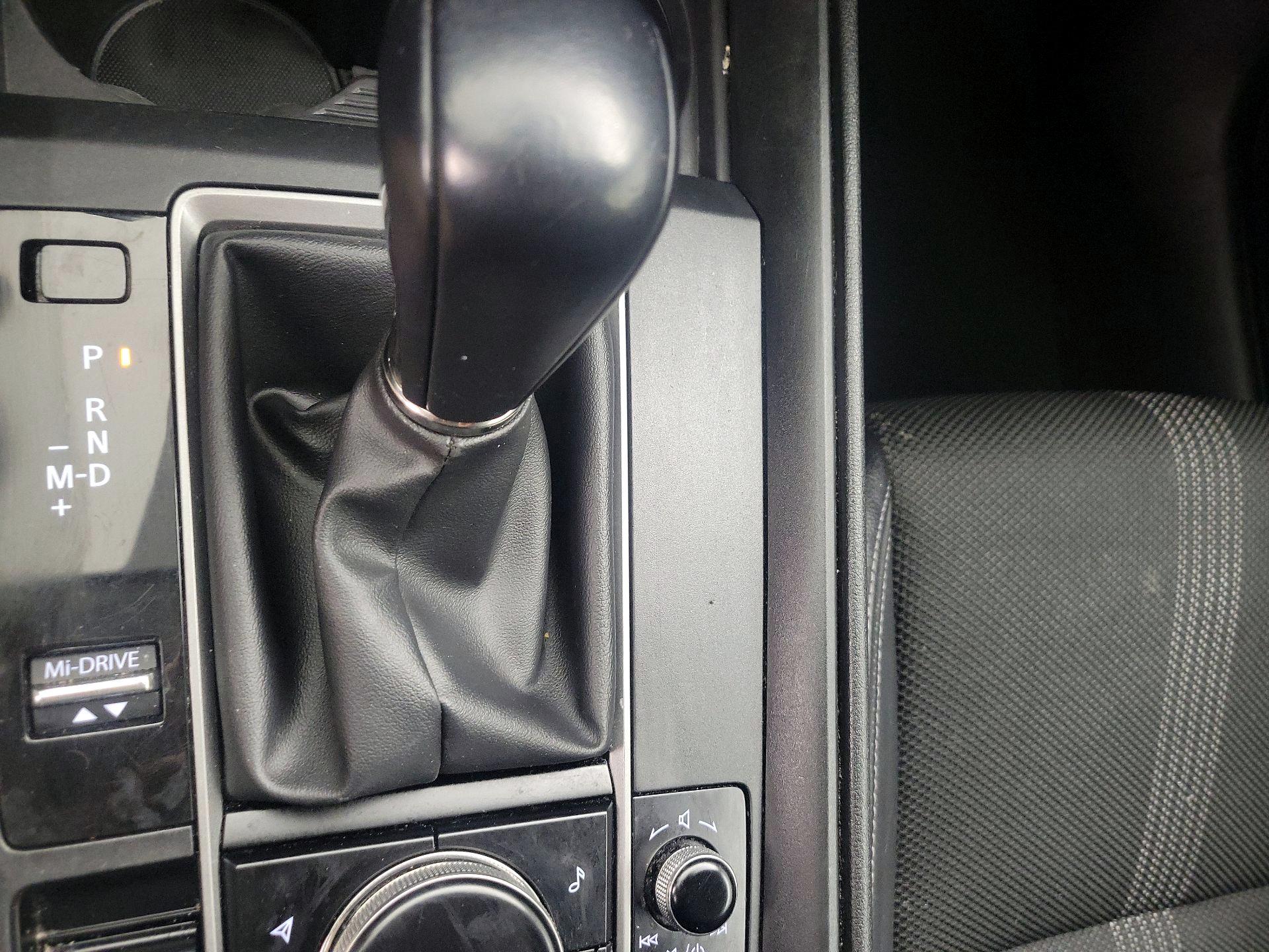 Thumbnail: 2024 Mazda CX-50 - 18