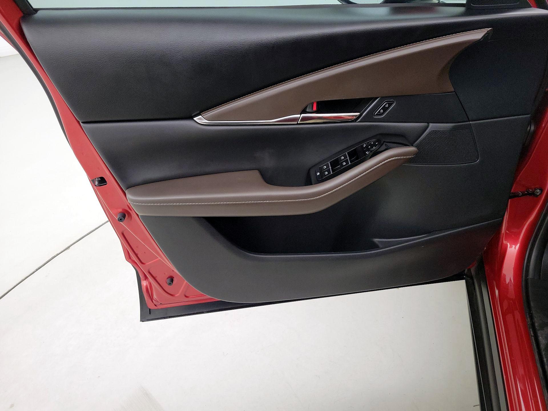 Thumbnail: 2022 Mazda CX-30 - 12