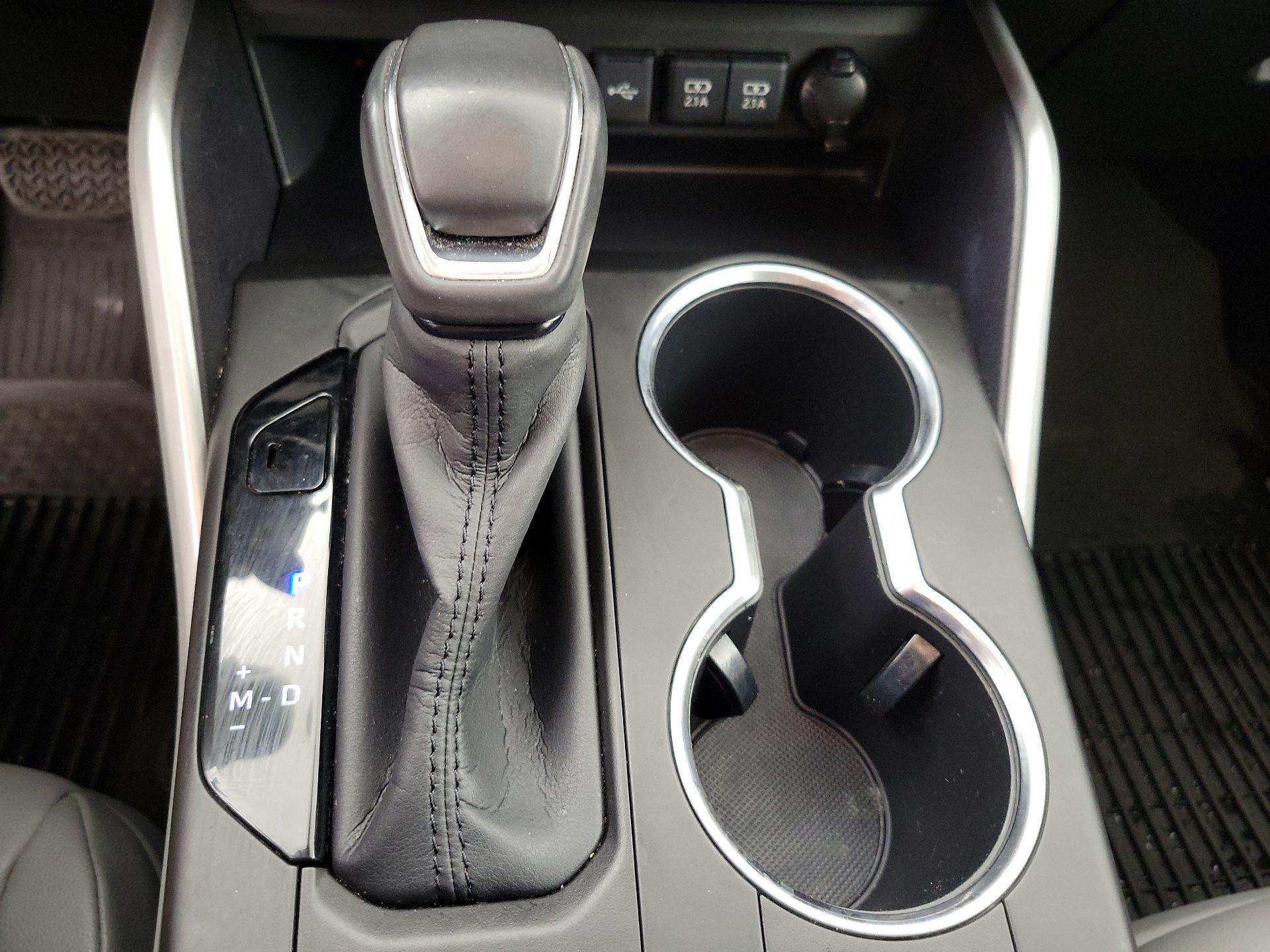 Thumbnail: 2020 Toyota Highlander - 17