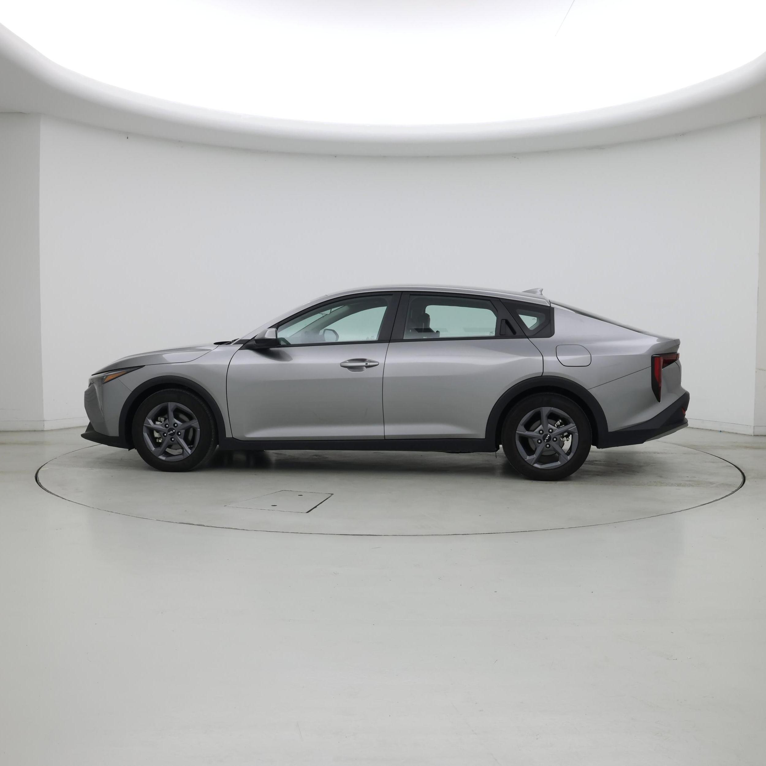 Thumbnail: 2025 Kia K4 - 3