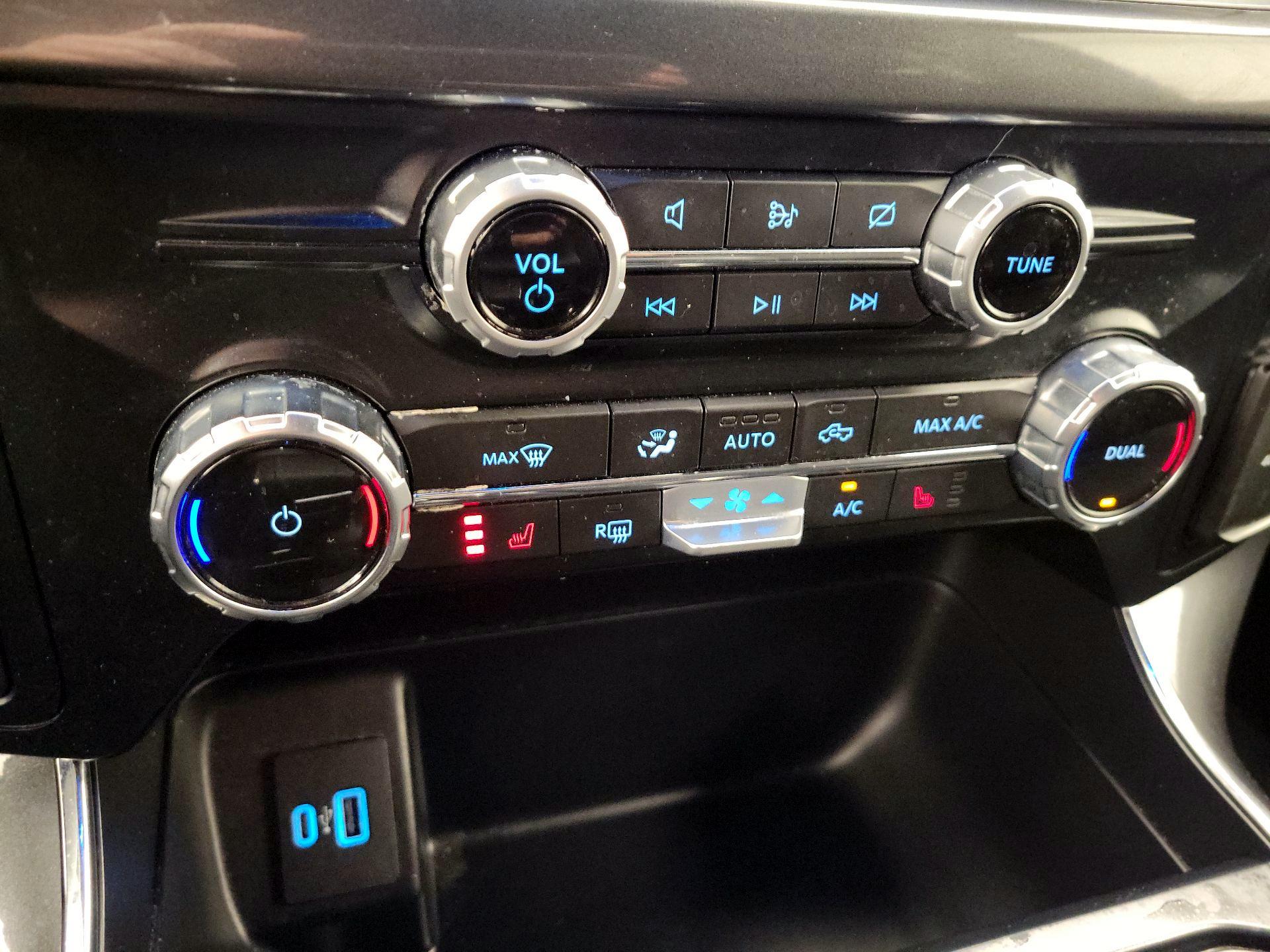 Thumbnail: 2023 Ford F-150 - 17