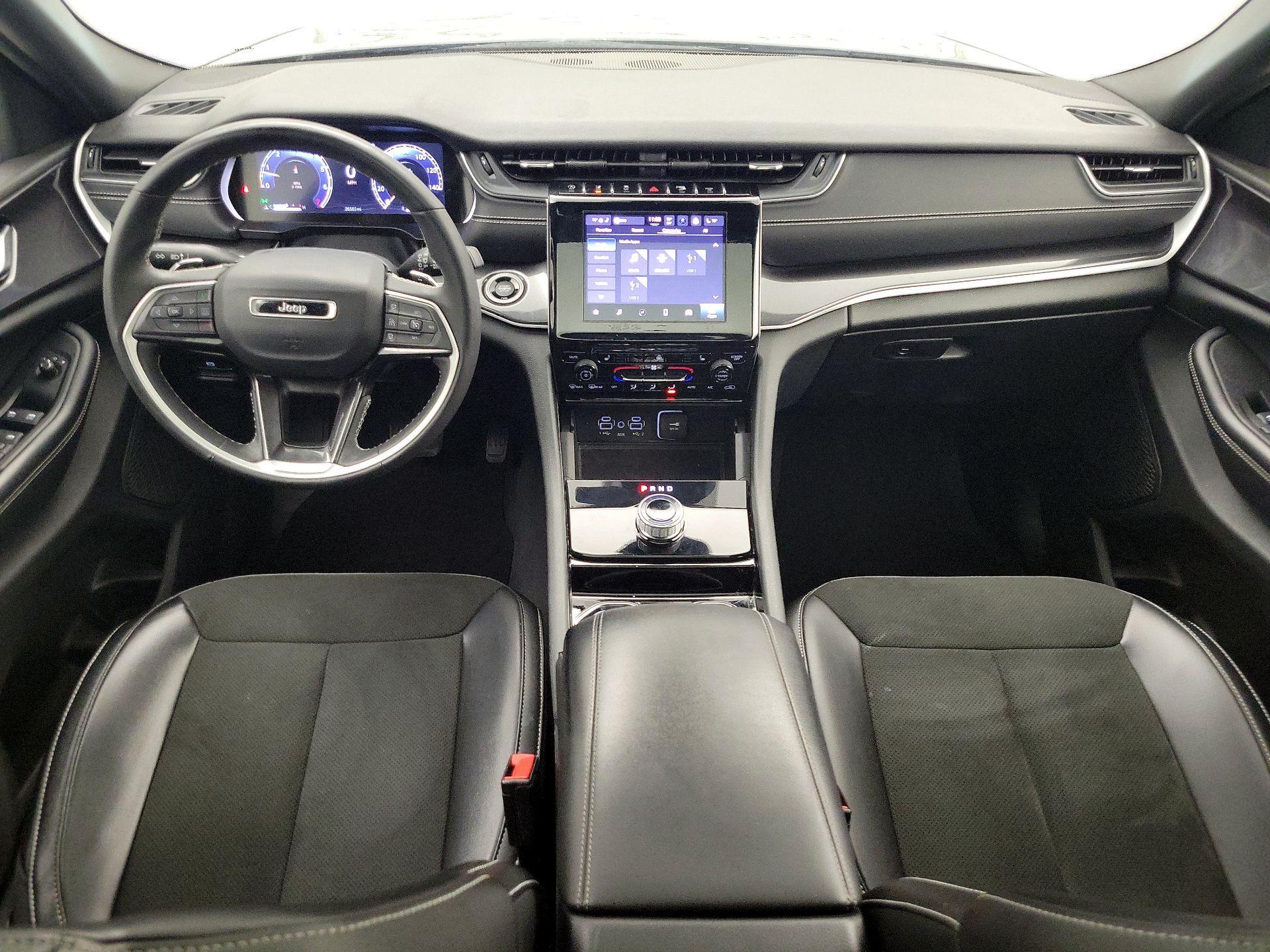 Thumbnail: 2023 Jeep Grand Cherokee L - 9