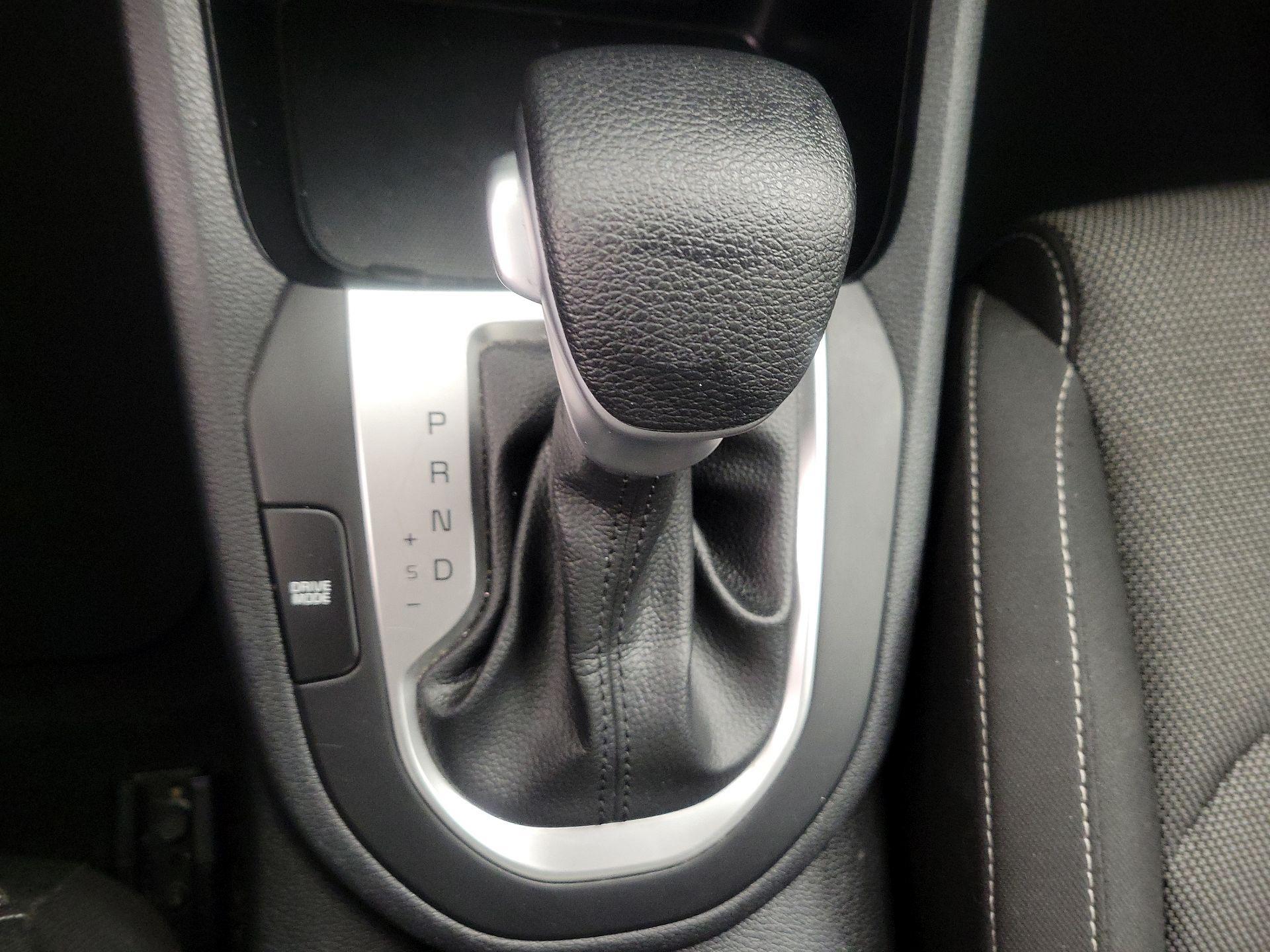 Thumbnail: 2024 Kia Forte - 17