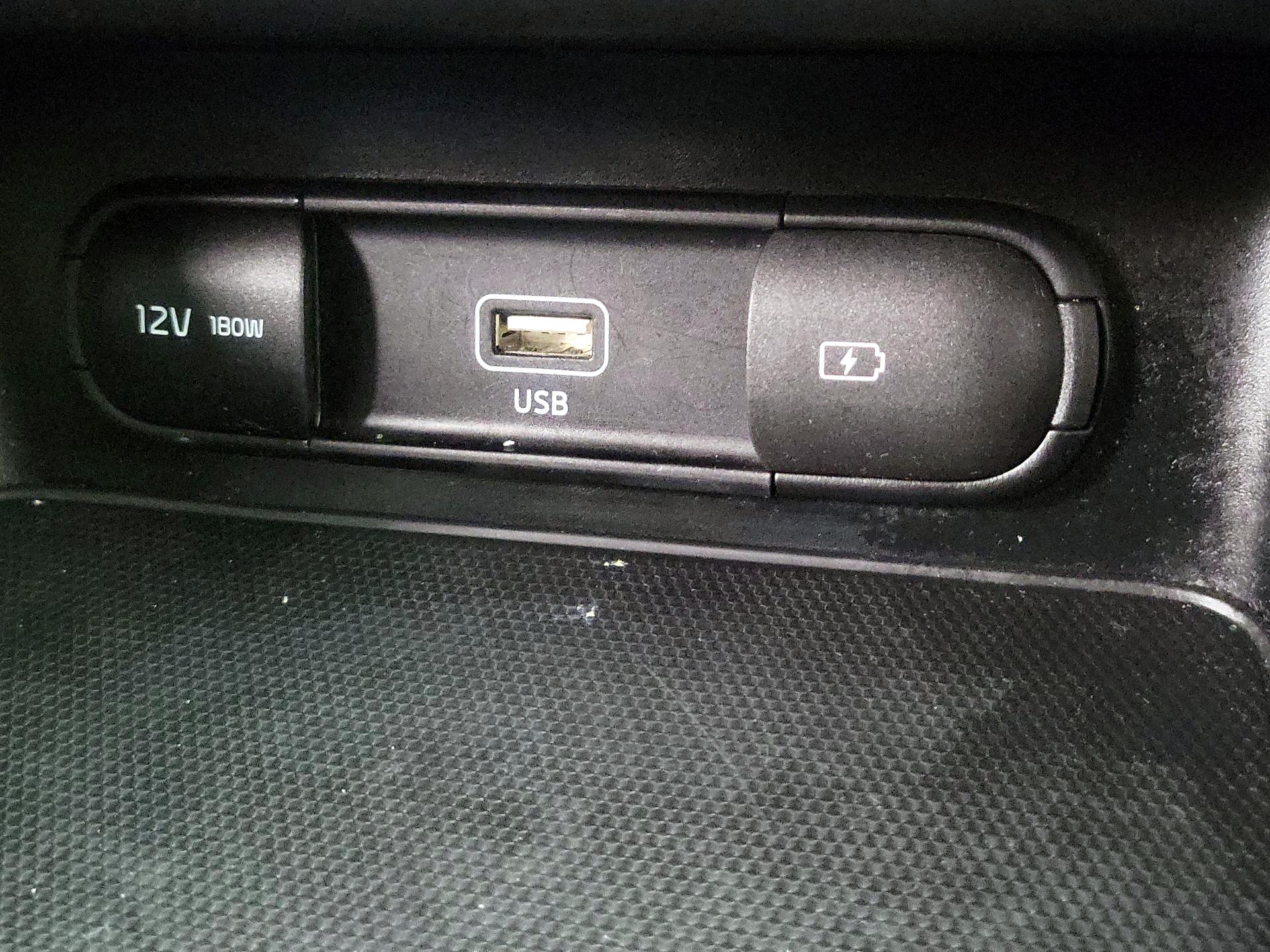 Thumbnail: 2024 Kia Forte - 18