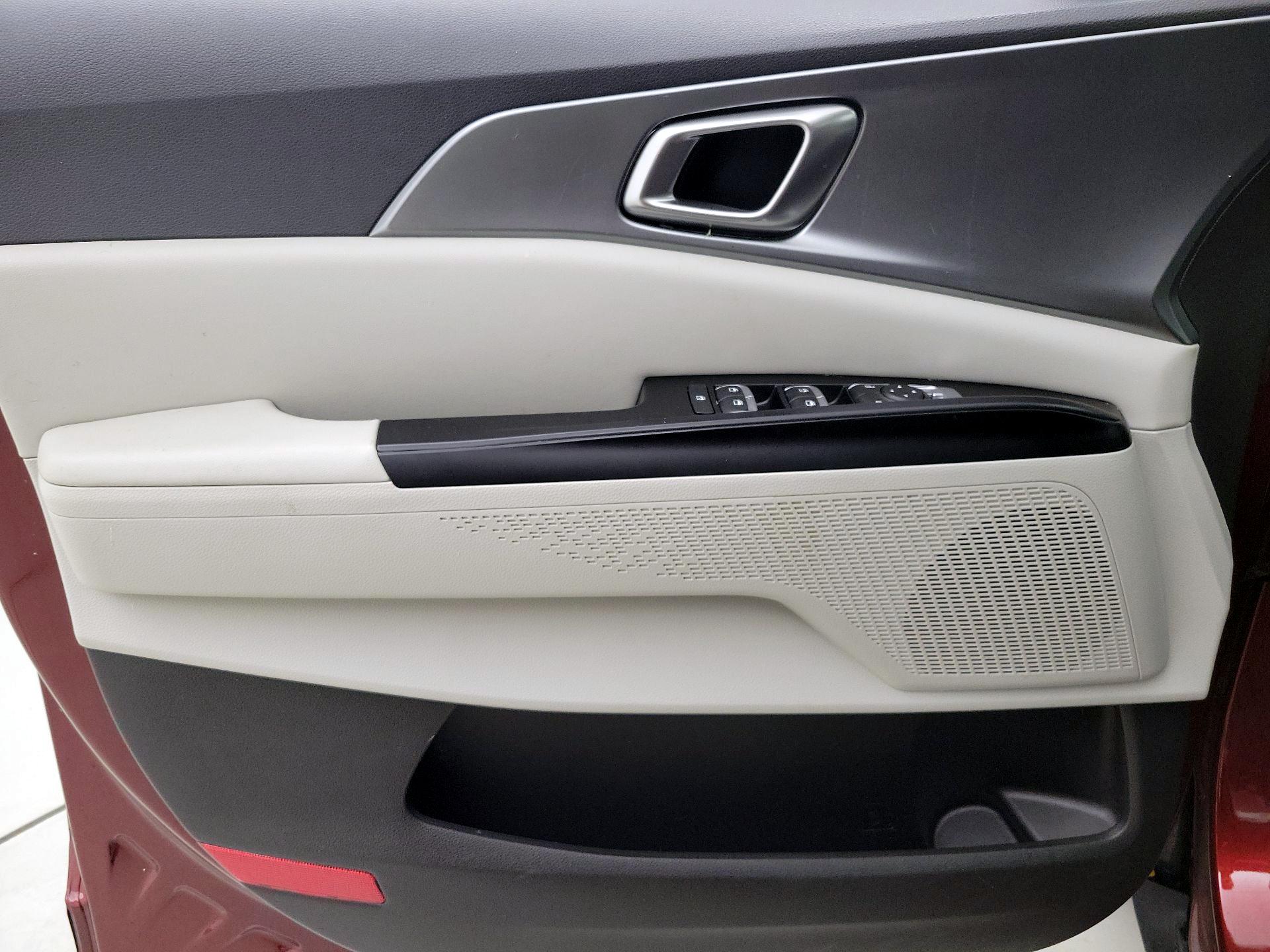 Thumbnail: 2024 Kia Carnival - 12