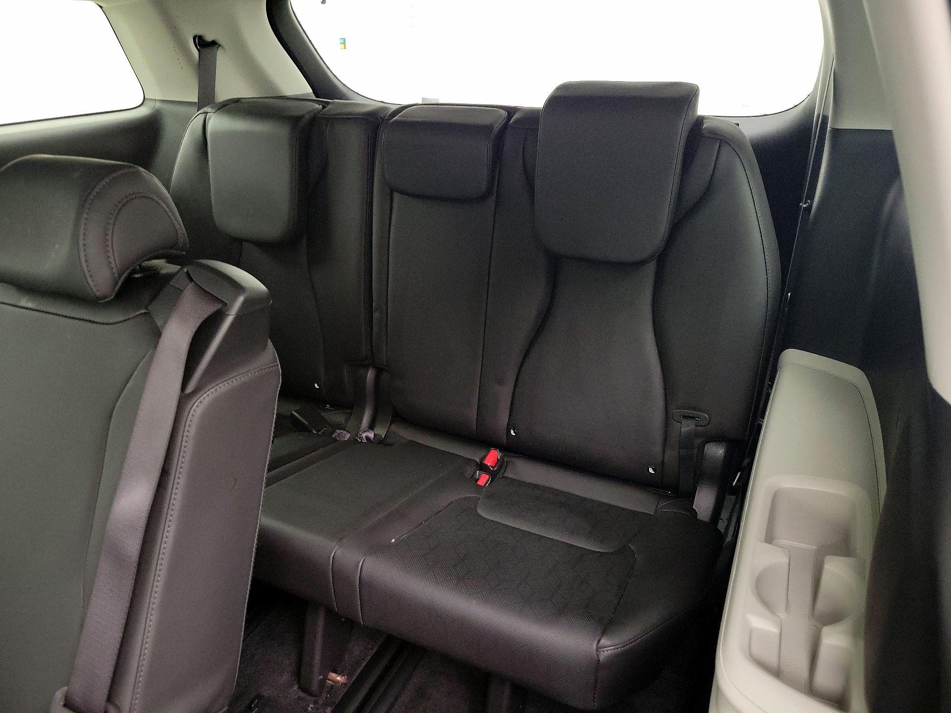 Thumbnail: 2024 Kia Carnival - 20