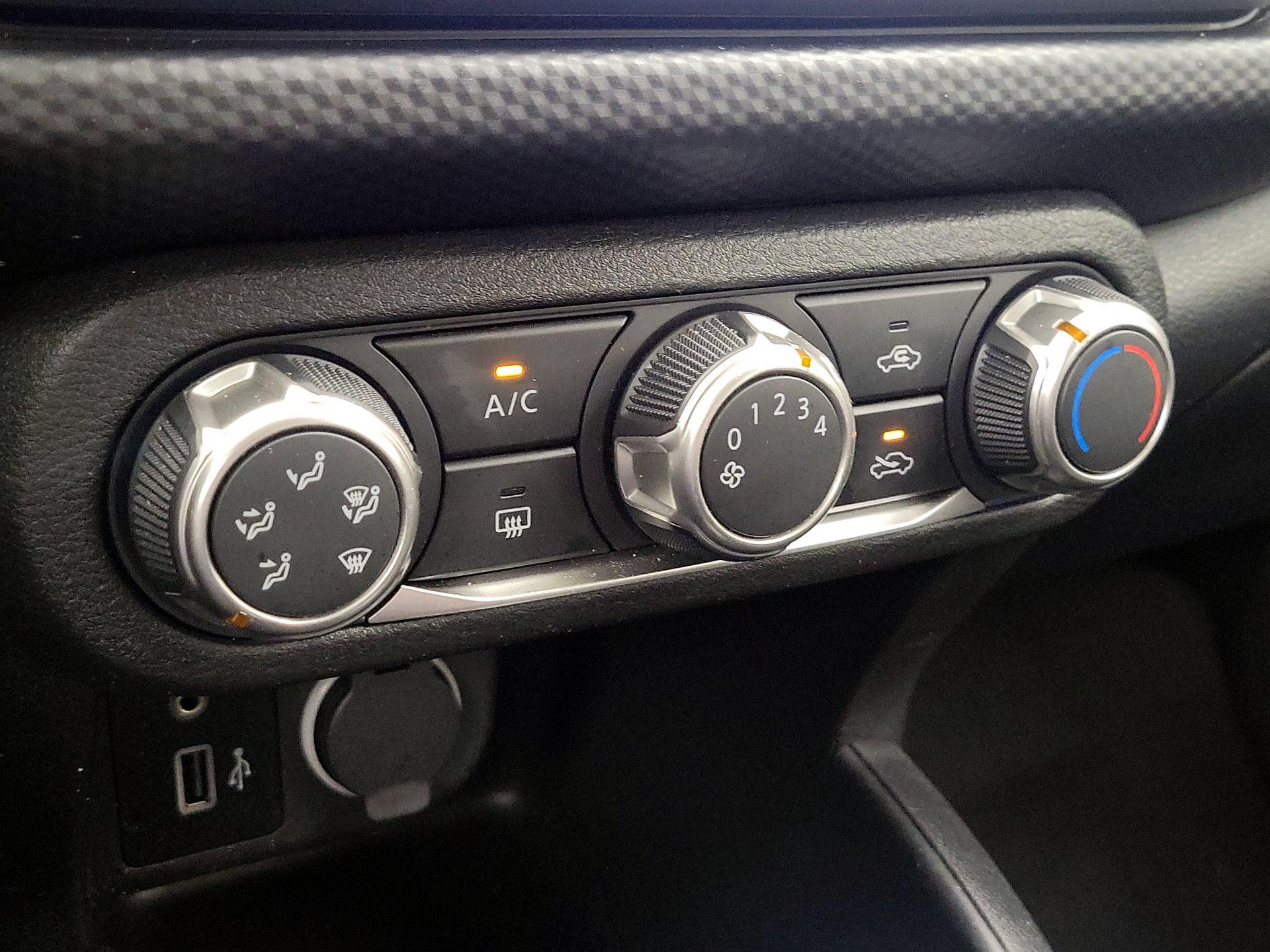 Thumbnail: 2024 Nissan Kicks - 16