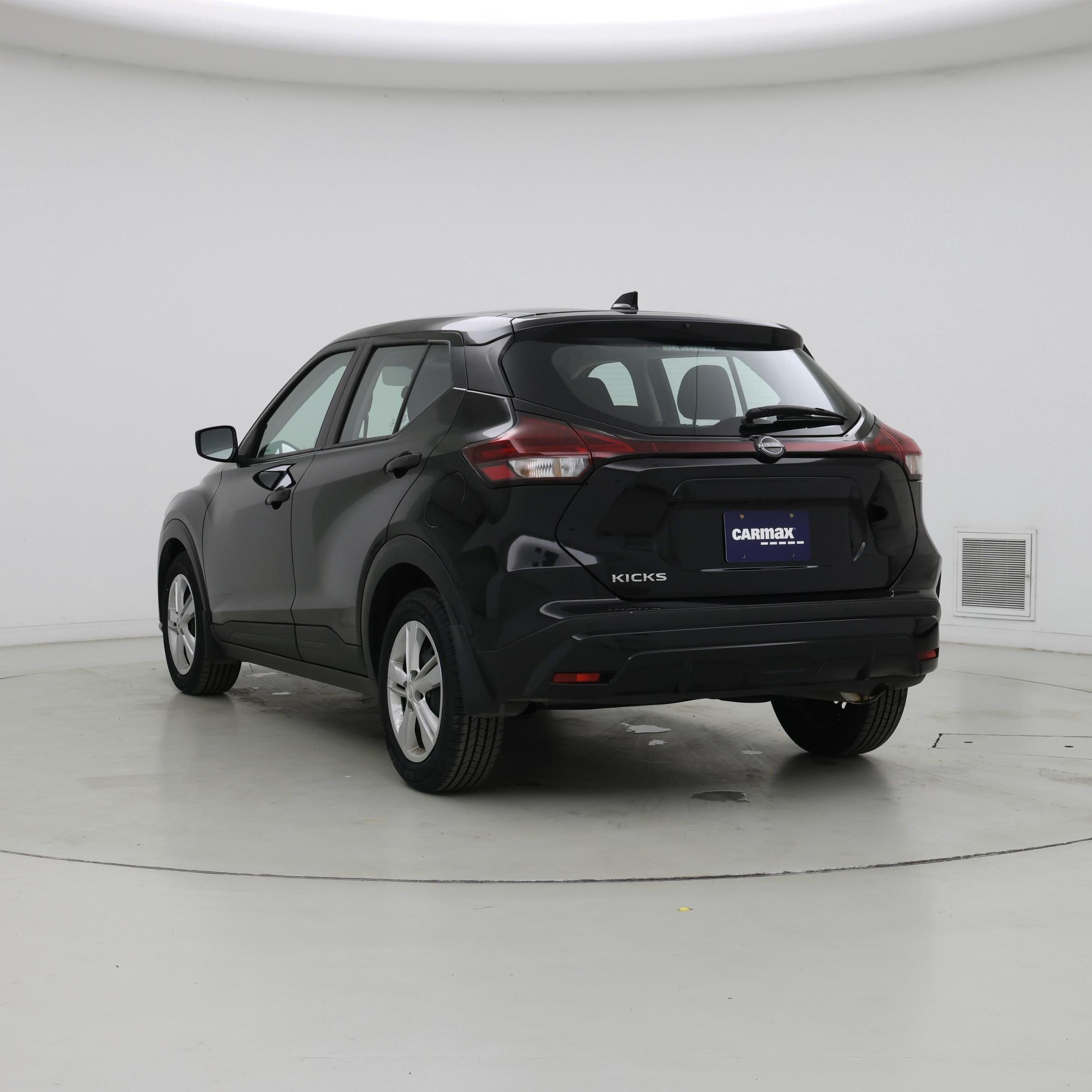 Thumbnail: 2024 Nissan Kicks - 2