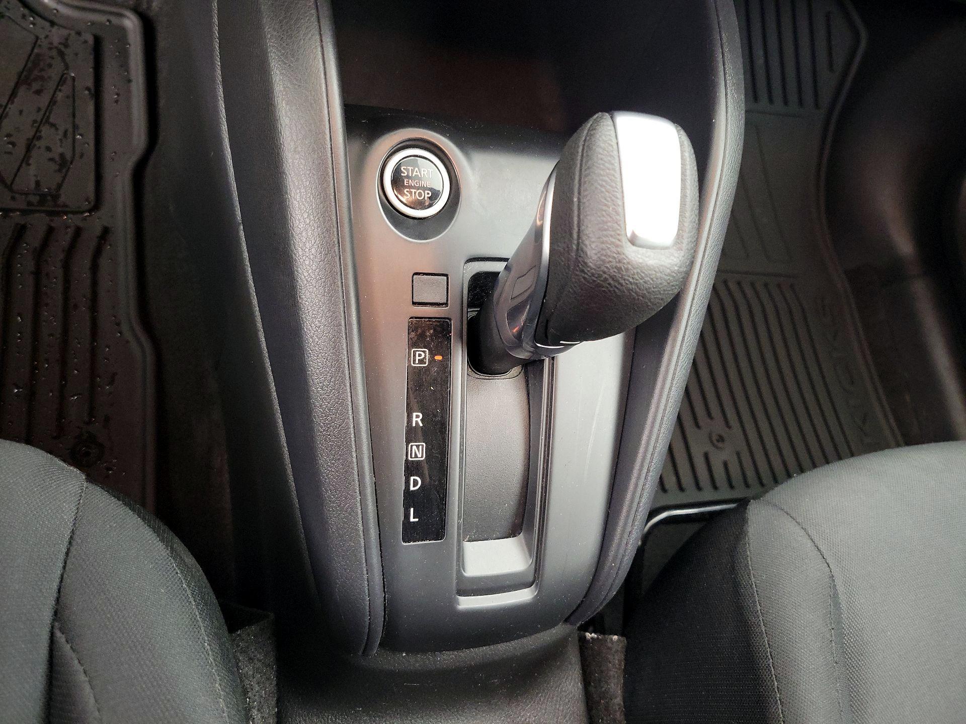 Thumbnail: 2024 Nissan Kicks - 17