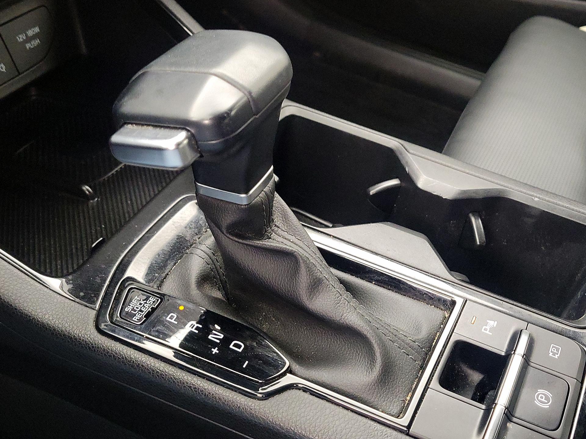 Thumbnail: 2025 Kia K5 - 18