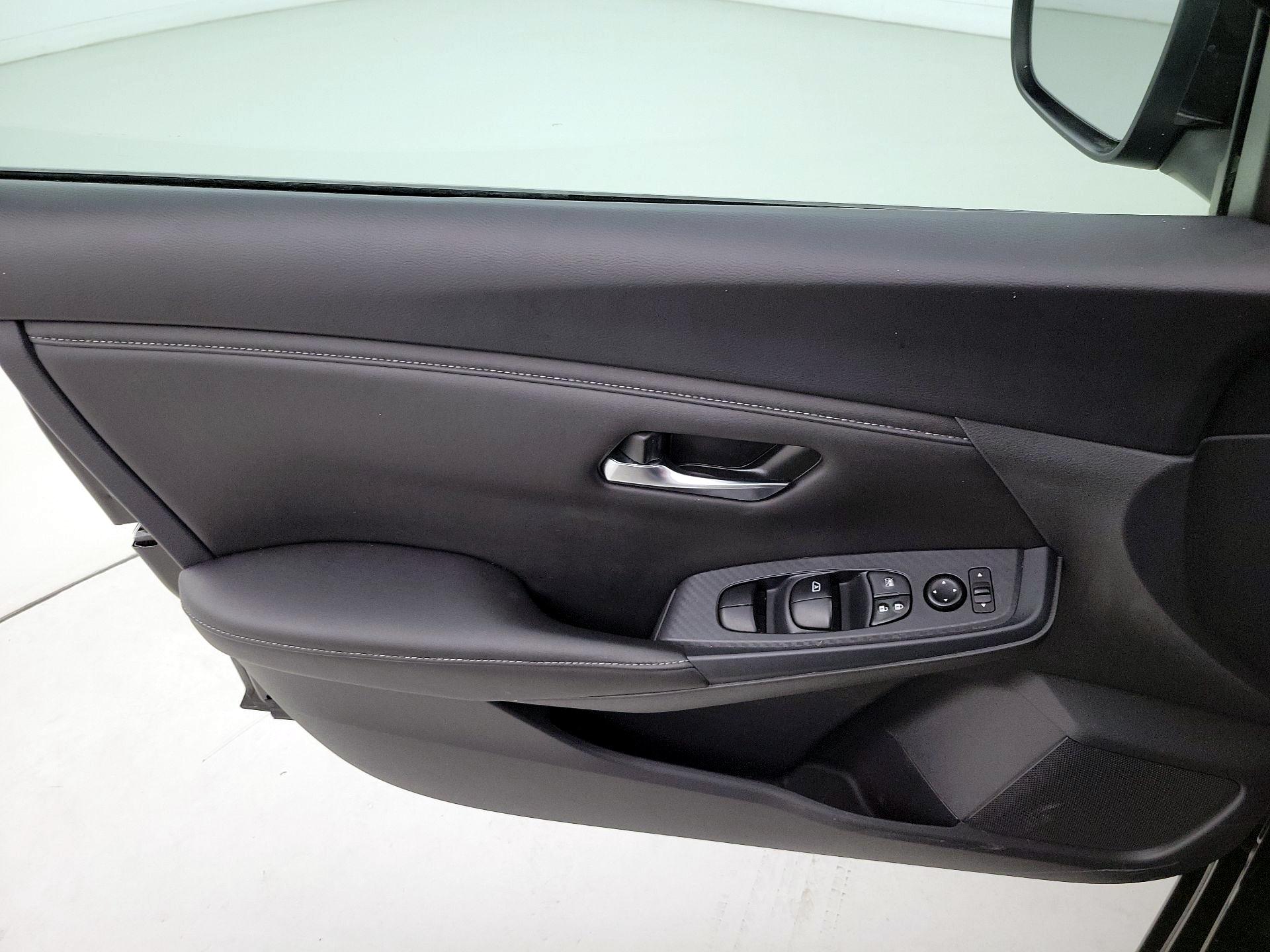 Thumbnail: 2023 Nissan Sentra - 12