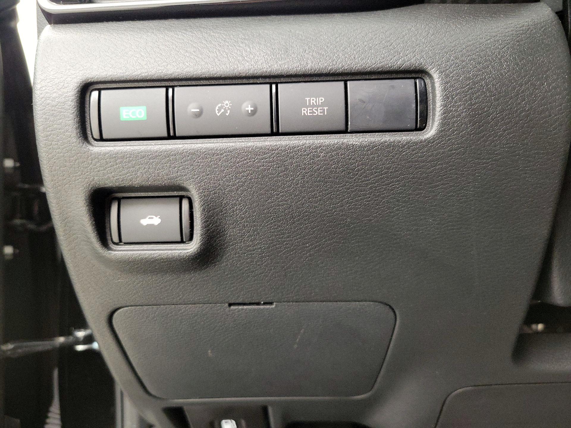 Thumbnail: 2023 Nissan Sentra - 13