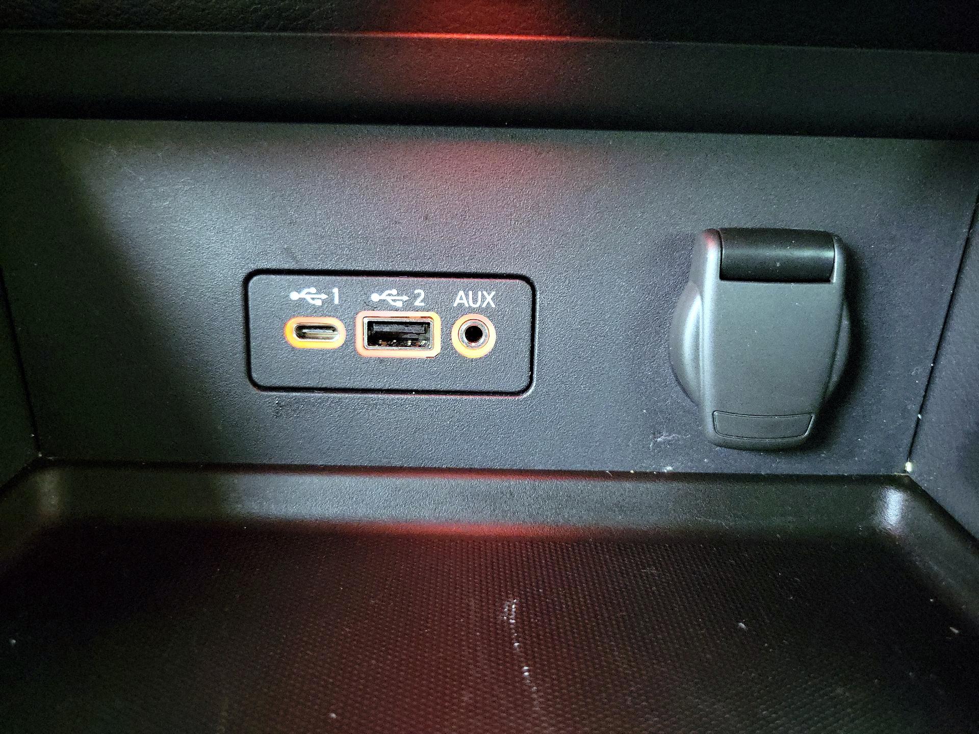 Thumbnail: 2023 Nissan Sentra - 18