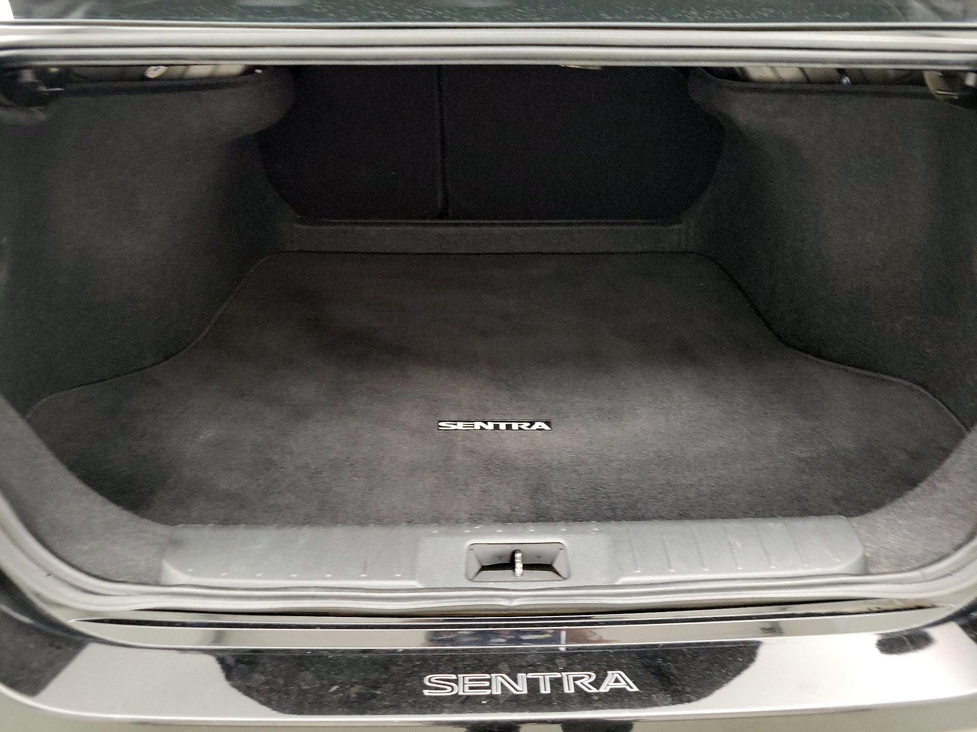 Thumbnail: 2023 Nissan Sentra - 20