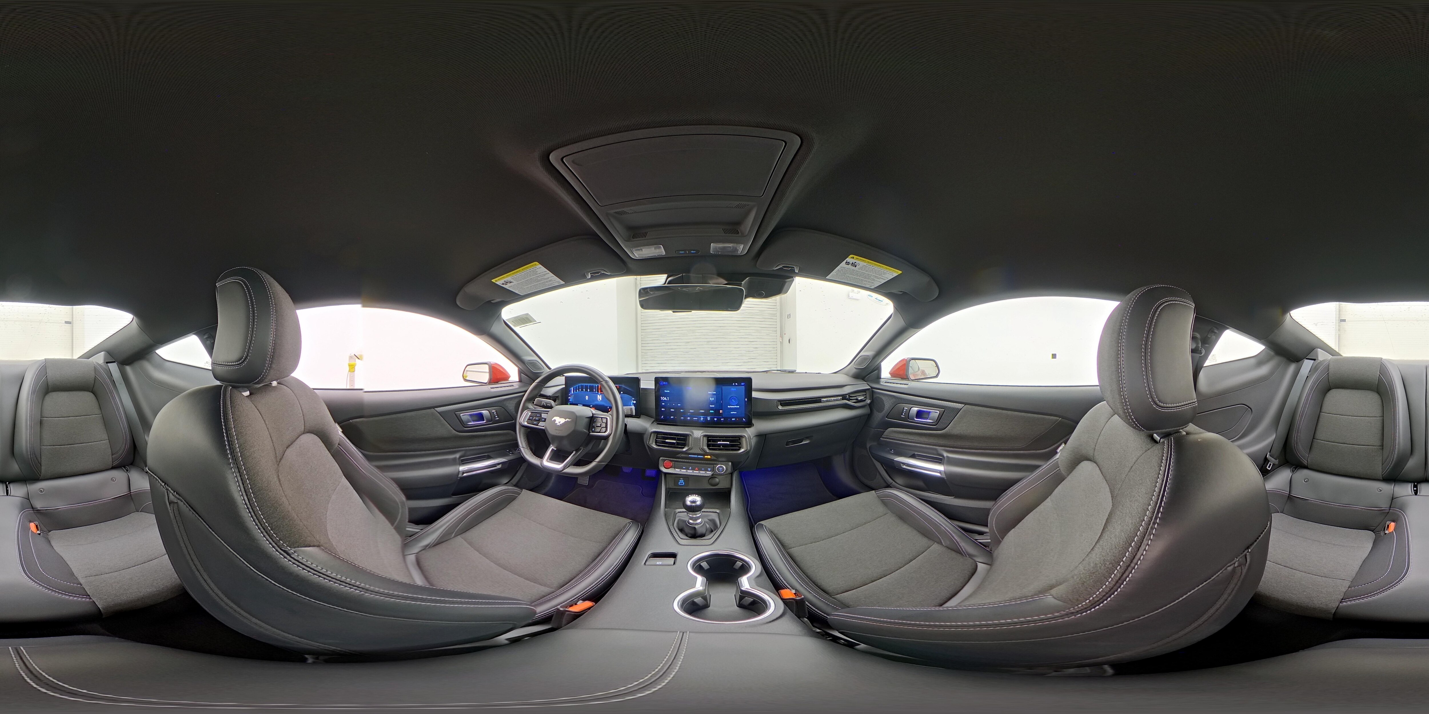 2024 Ford Mustang GT - Photo 23
