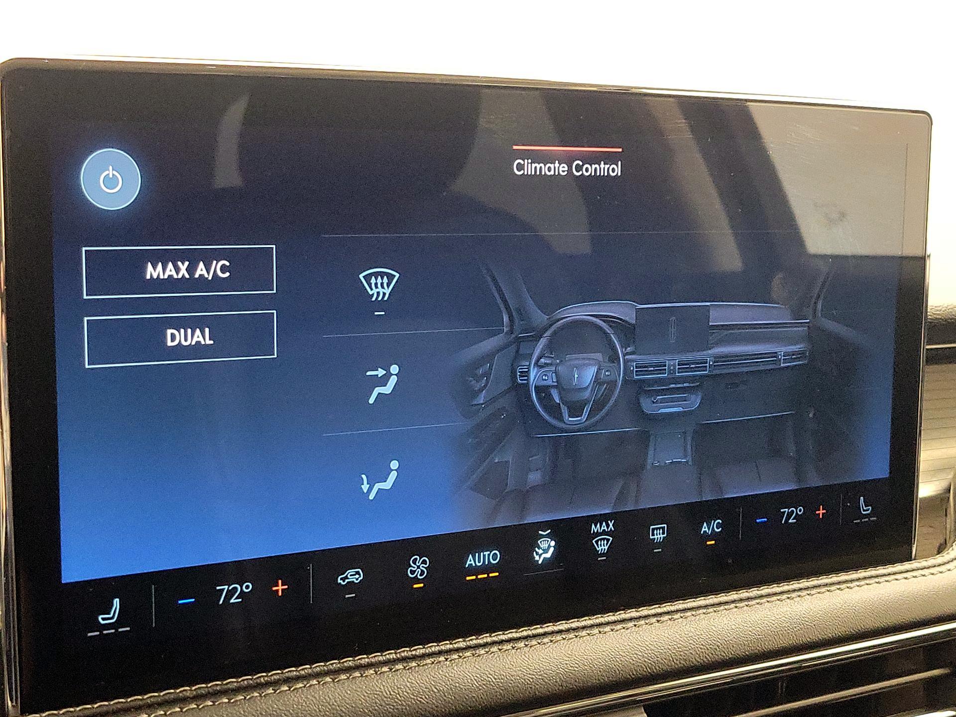 Thumbnail: 2024 Lincoln Corsair - 17