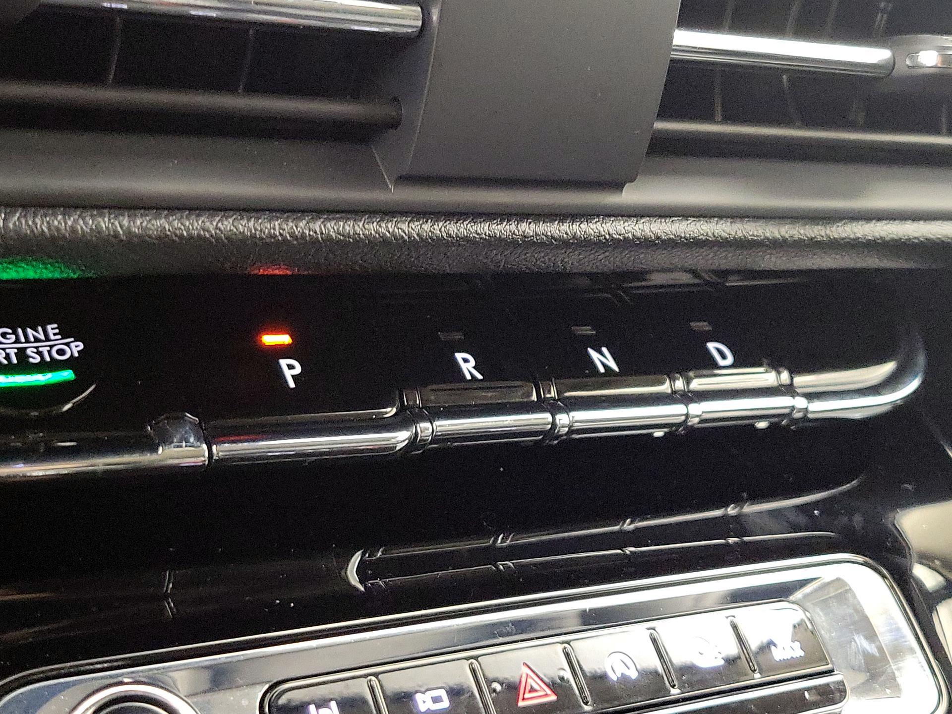 Thumbnail: 2024 Lincoln Corsair - 18