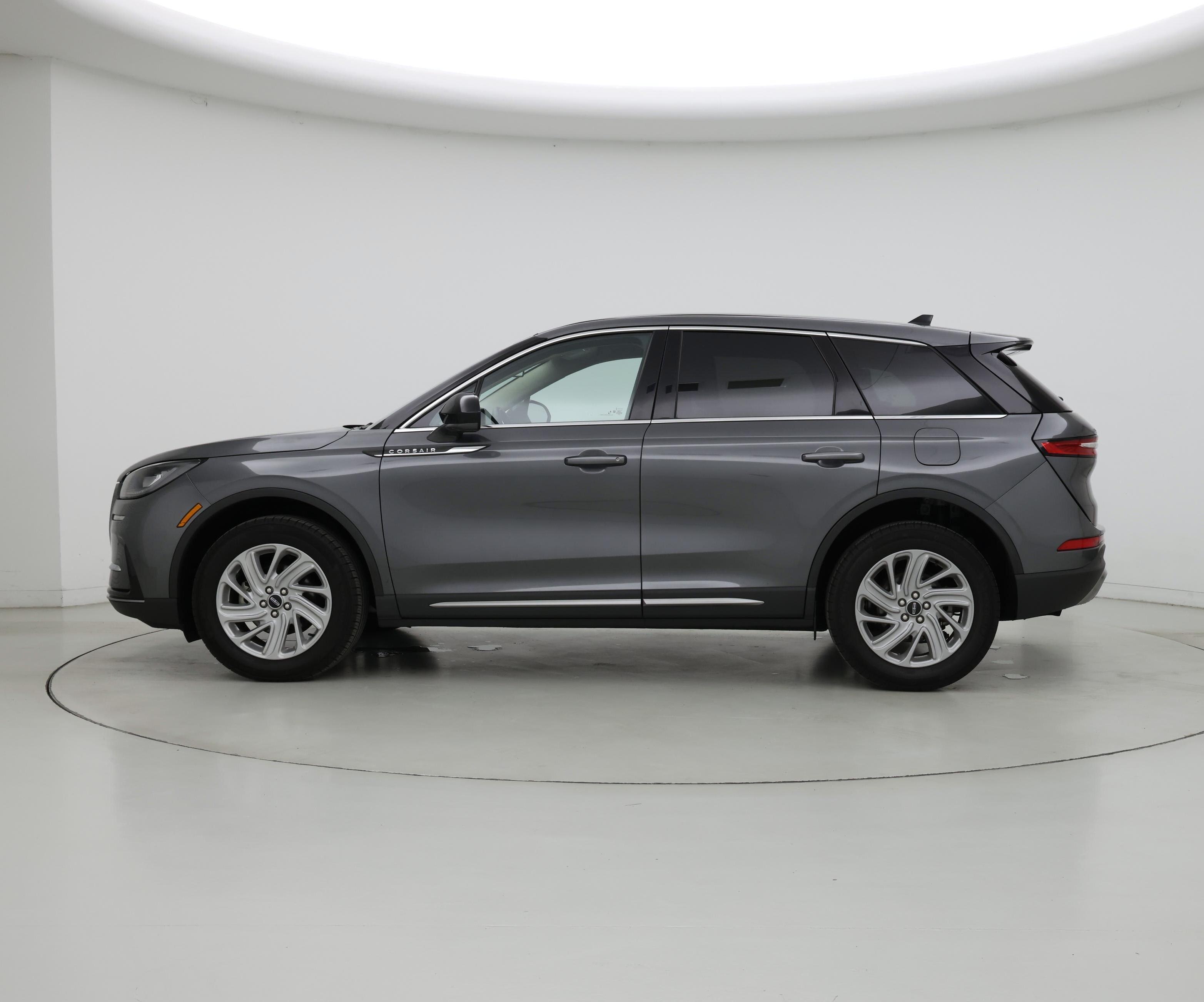 Thumbnail: 2024 Lincoln Corsair - 3